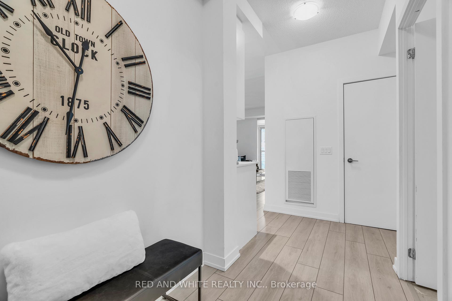 Photo 9 of Unit 901, 55 Duke Street W, Kitchener — HOMEH