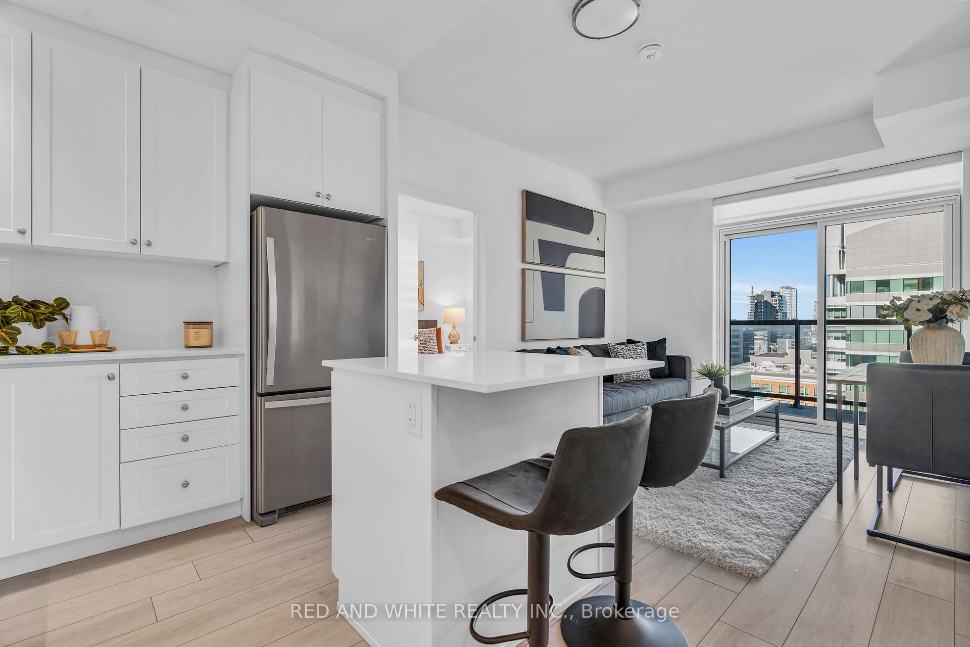 Photo 10 of Unit 901, 55 Duke Street W, Kitchener — HOMEH