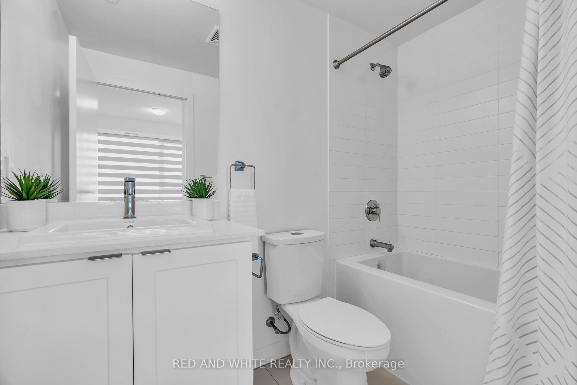 Photo 34 of Unit 901, 55 Duke Street W, Kitchener — HOMEH
