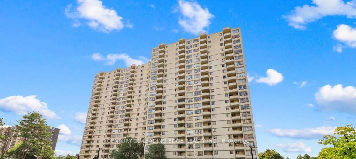 Front of Unit 816, 320 Dixon Road