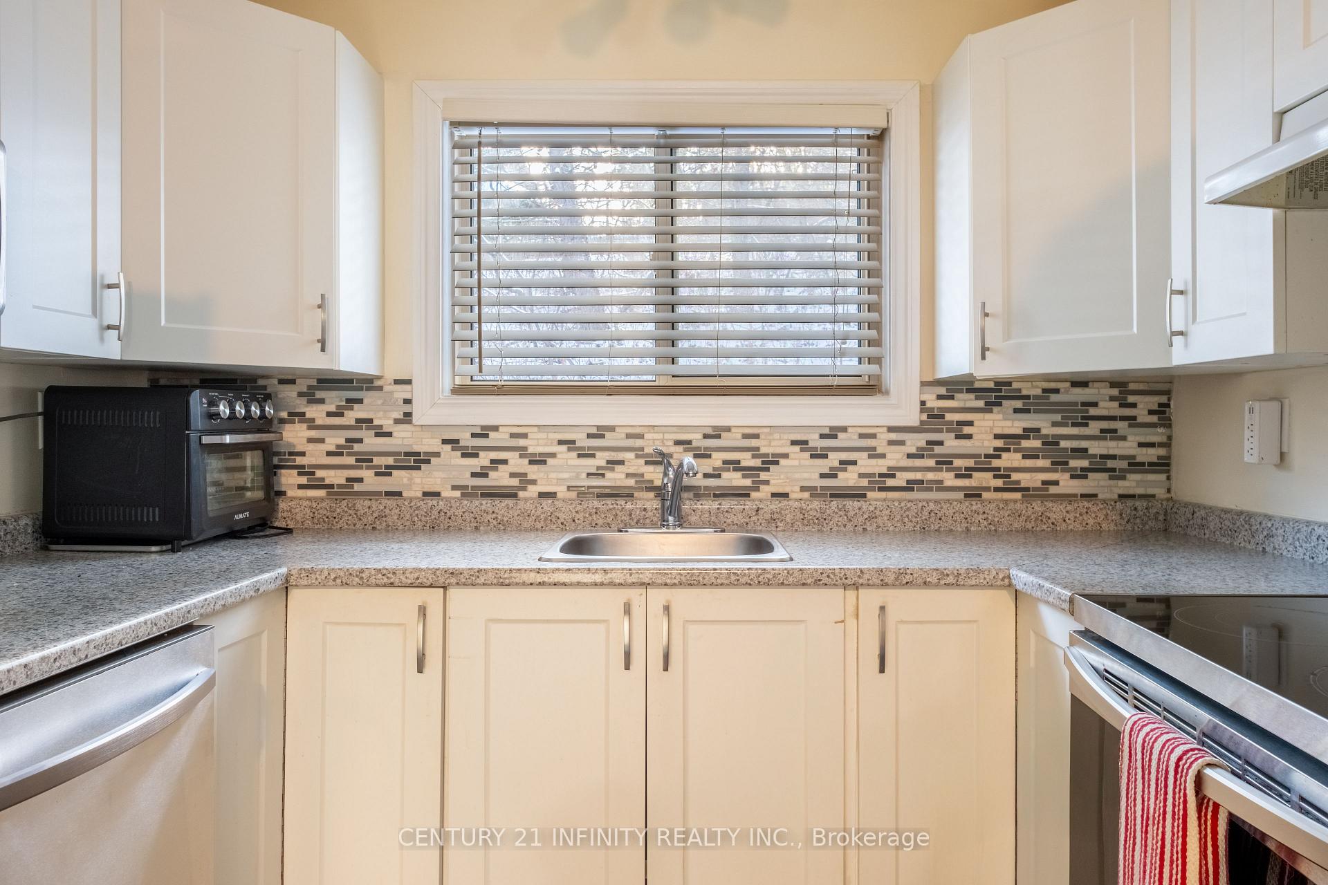 Photo 12 of Unit 80, 84 Loggers Run, Barrie, Ardagh — HOMEH