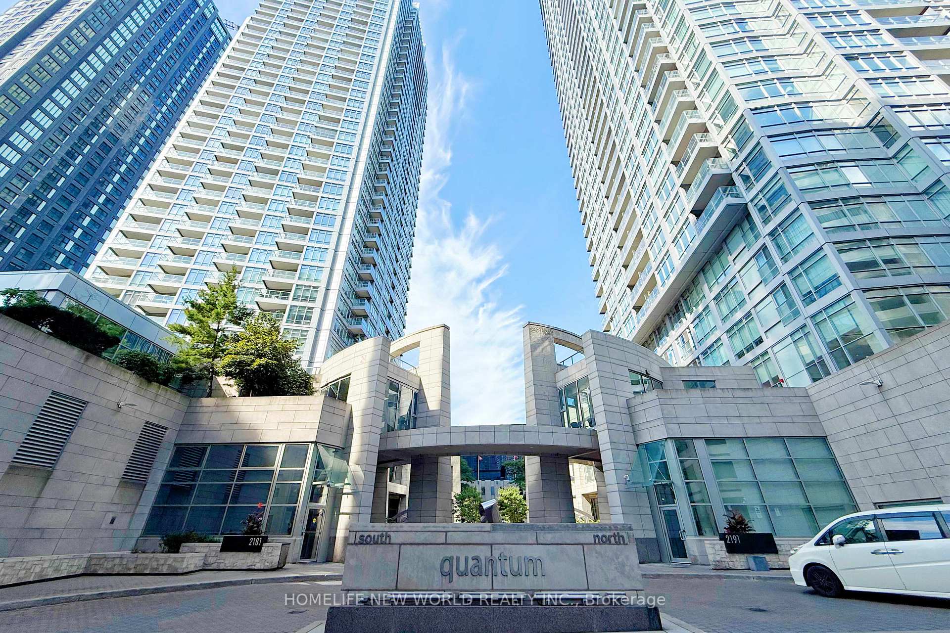 Photo 1 of Unit 2105, 2181 Yonge Street, Toronto, Mount Pleasant West — HOMEH