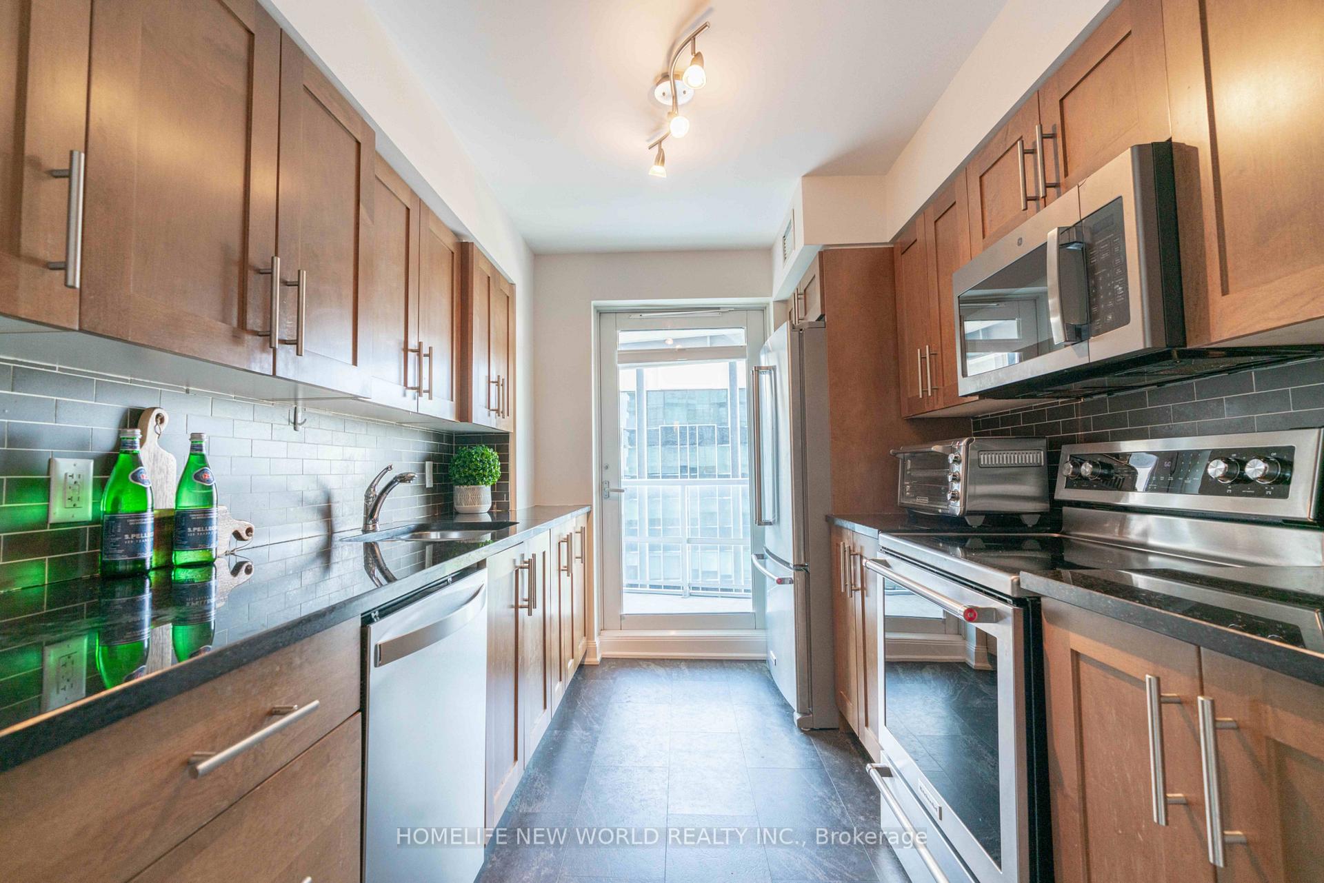 Photo 28 of Unit 2105, 2181 Yonge Street, Toronto, Mount Pleasant West — HOMEH