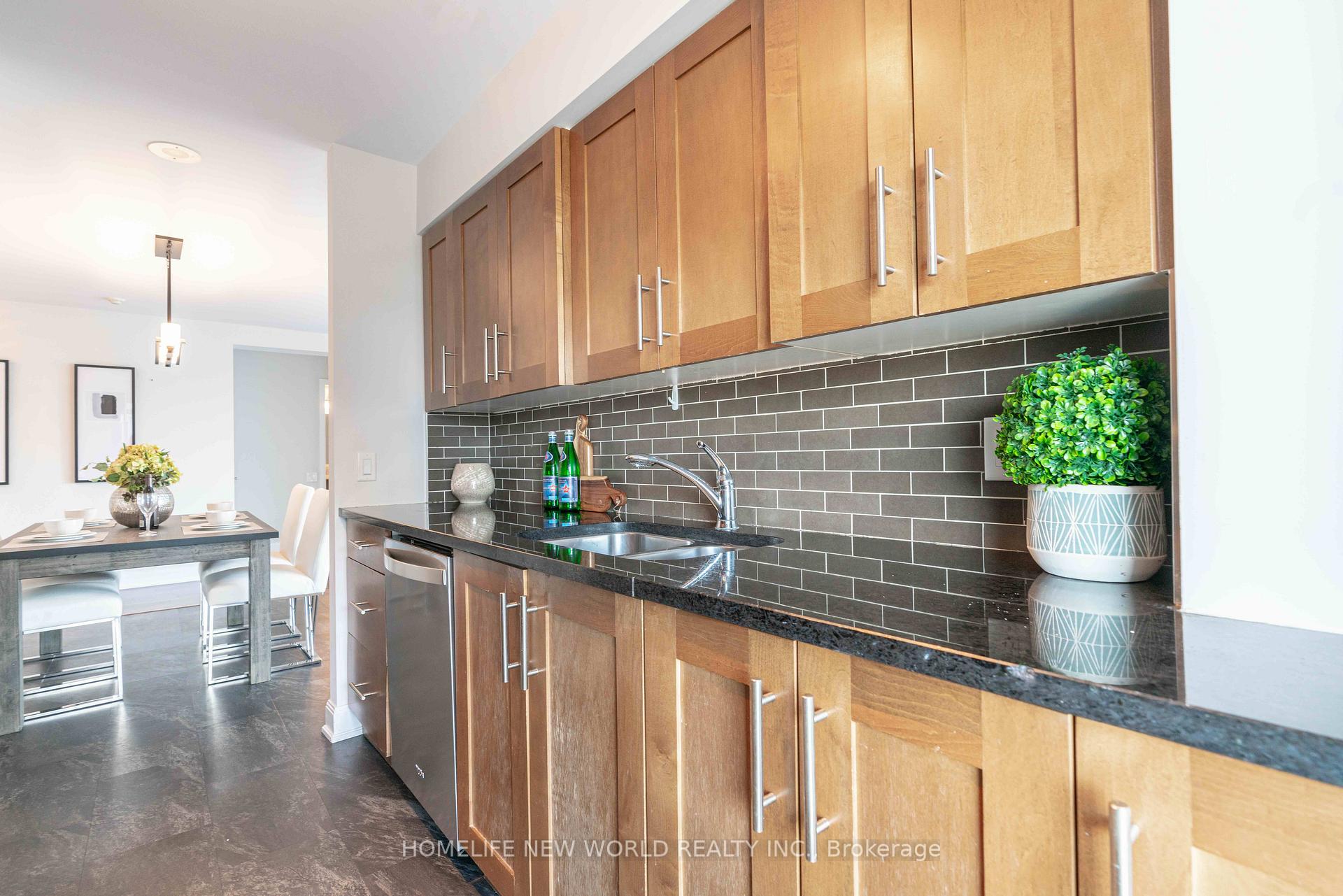 Photo 29 of Unit 2105, 2181 Yonge Street, Toronto, Mount Pleasant West — HOMEH