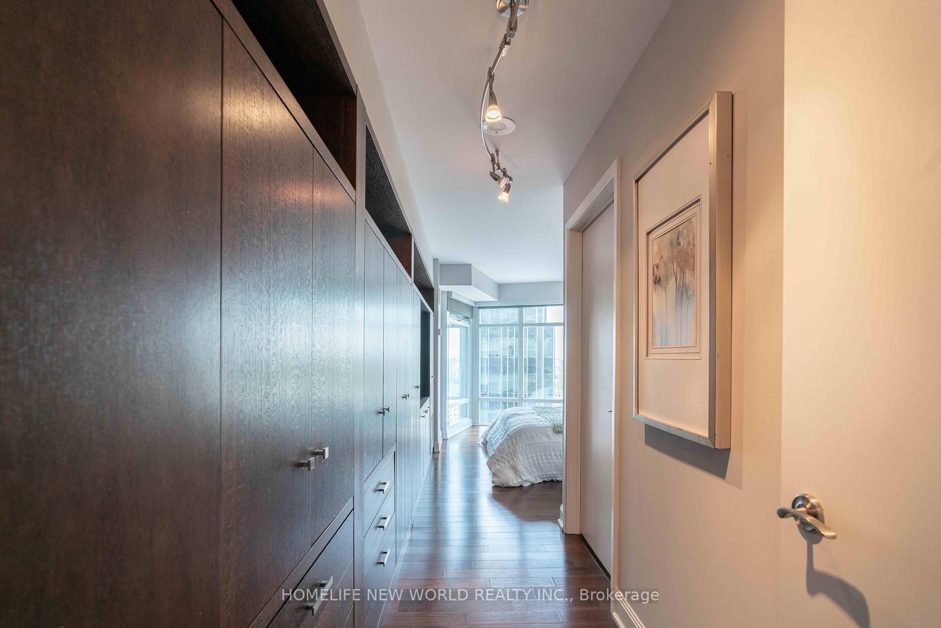 Photo 32 of Unit 2105, 2181 Yonge Street, Toronto, Mount Pleasant West — HOMEH