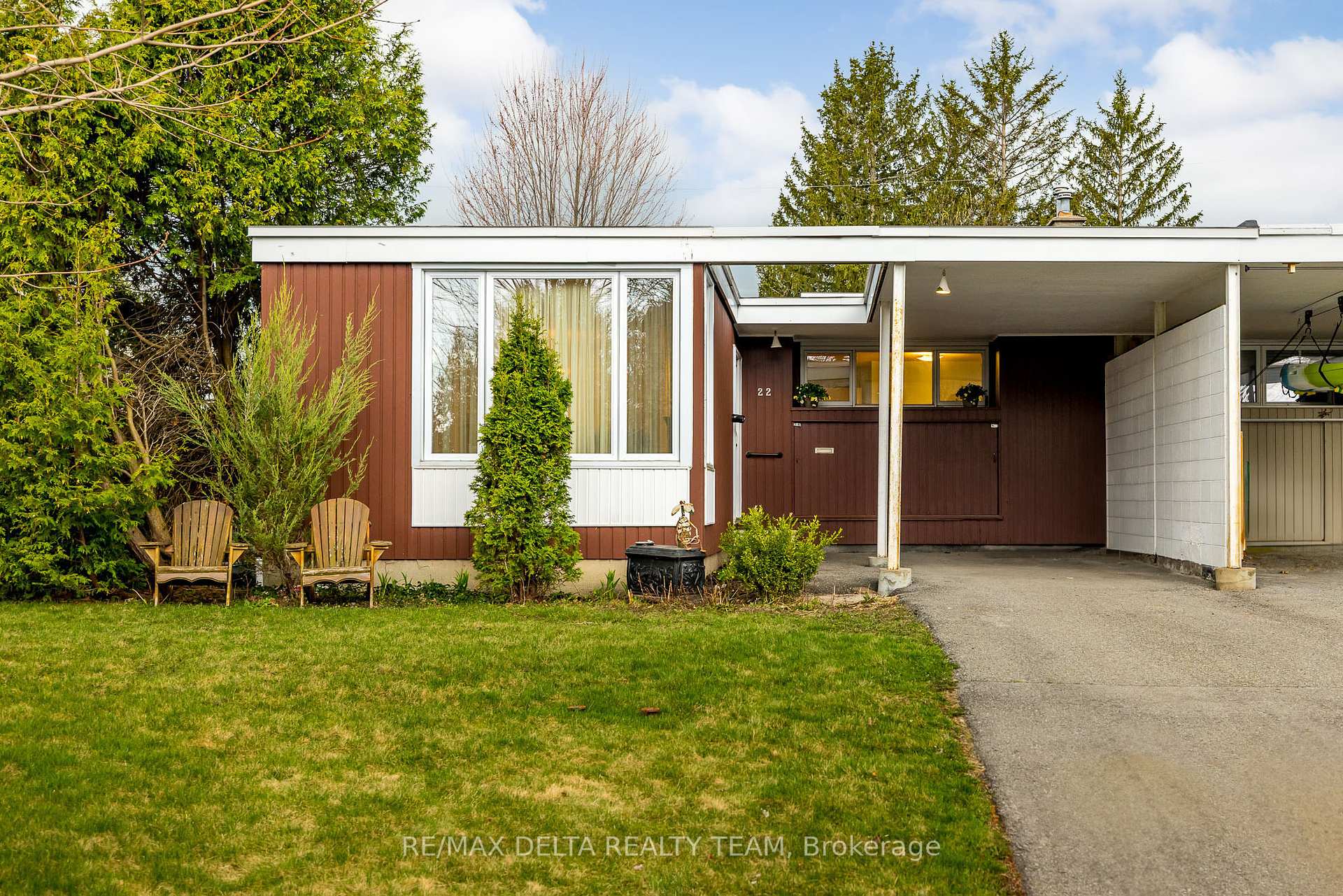 Photo 1 of 22 Bedale Drive, Ottawa, Crystal Beach — HOMEH
