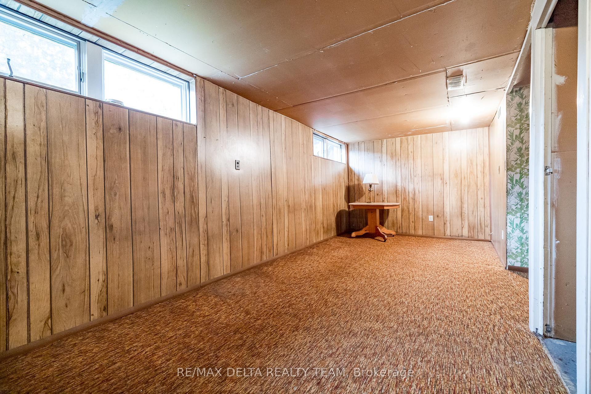 Photo 18 of 22 Bedale Drive, Ottawa, Crystal Beach — HOMEH