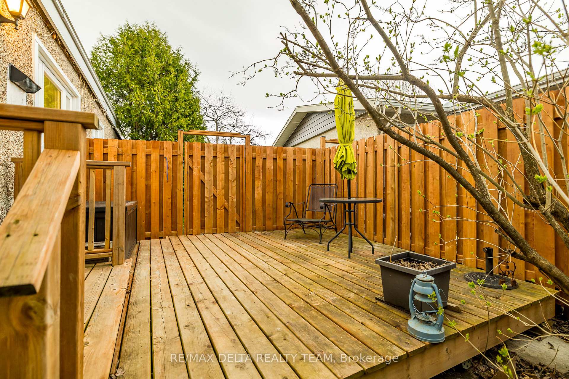 Photo 20 of 22 Bedale Drive, Ottawa, Crystal Beach — HOMEH