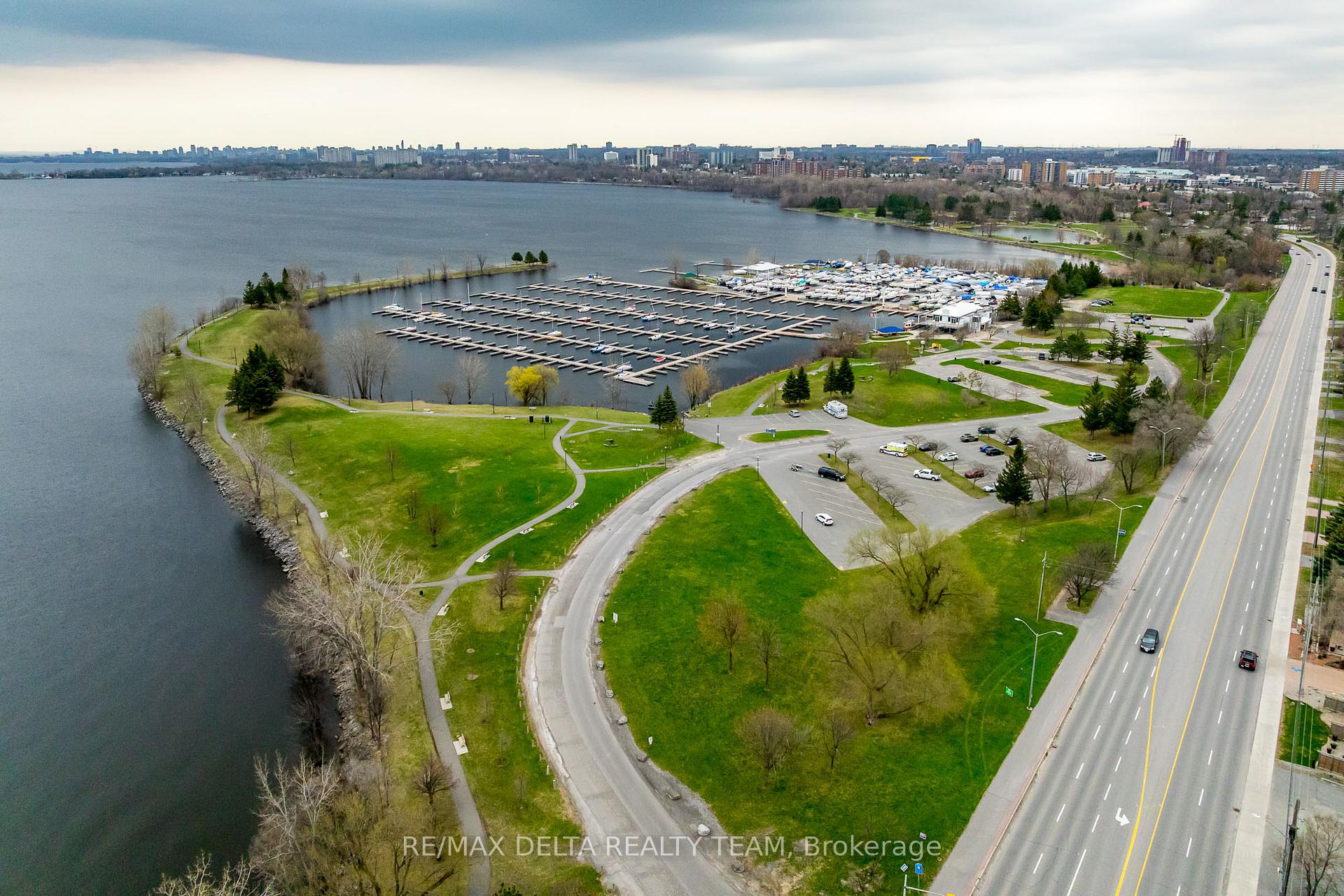 Photo 31 of 22 Bedale Drive, Ottawa, Crystal Beach — HOMEH
