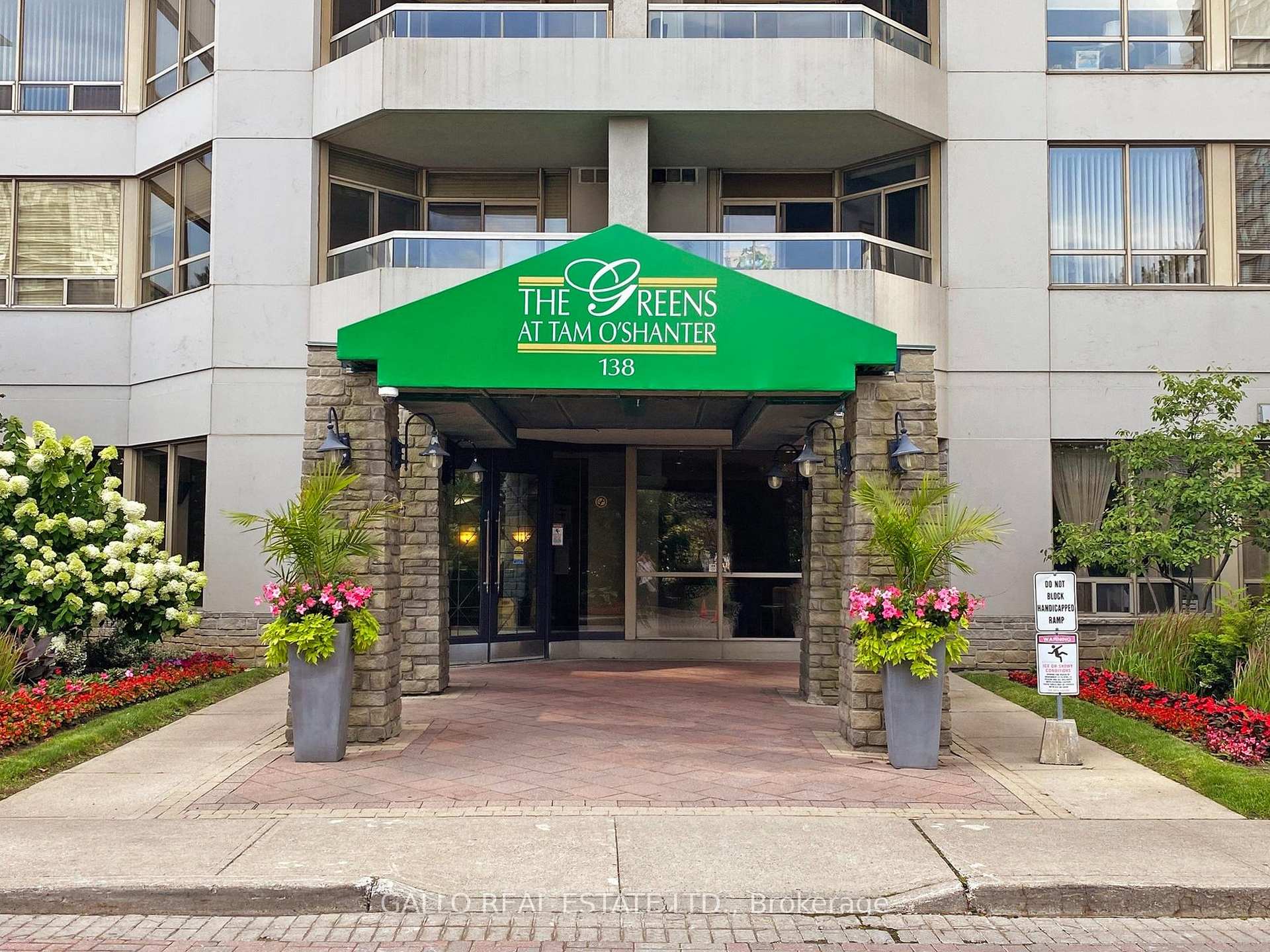 Front of Unit 917, 138 Bonis Avenue S