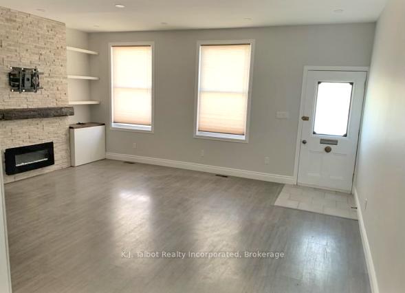 Photo 3 of 92 Newgate Street, Goderich, Goderich (Town) — HOMEH