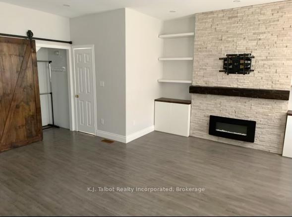Photo 2 of 92 Newgate Street, Goderich, Goderich (Town) — HOMEH