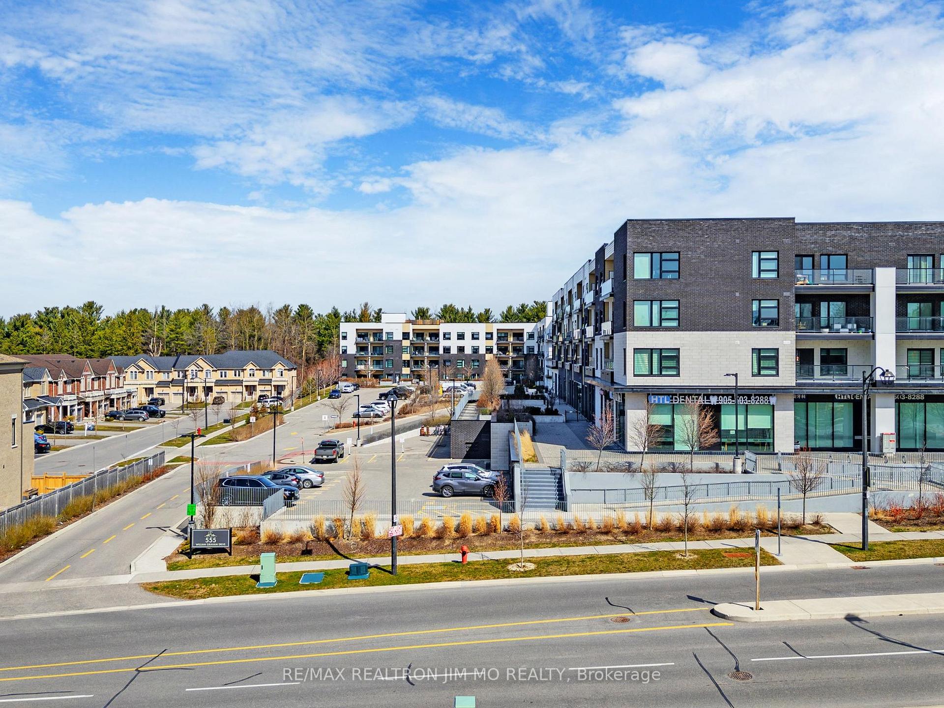 Photo 1 of Unit 416, 555 William Graham Drive, Aurora, Rural Aurora — HOMEH