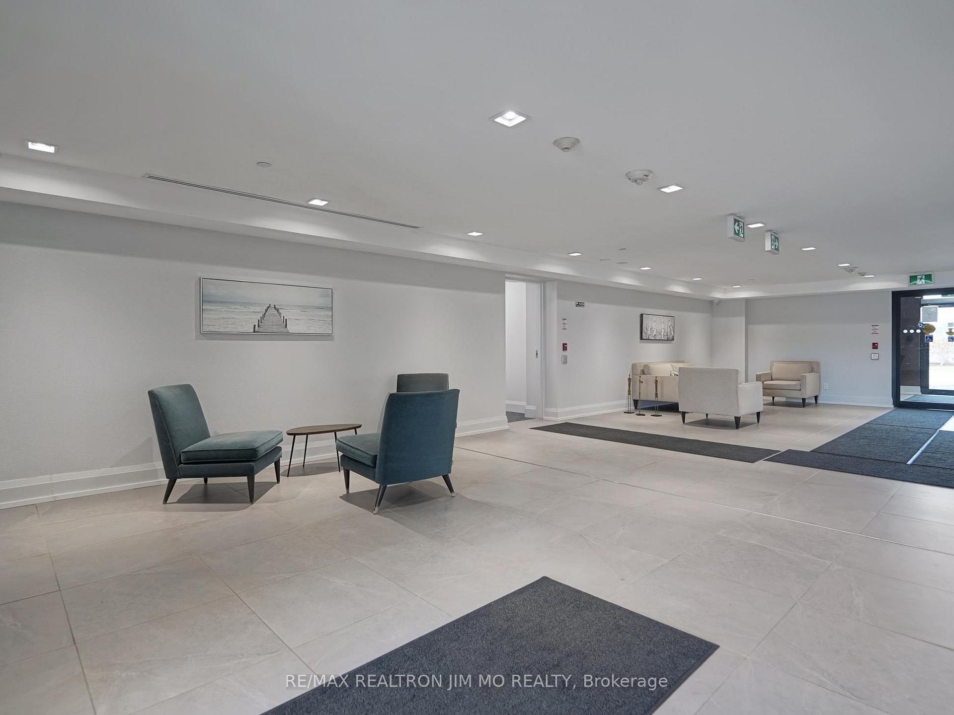 Photo 6 of Unit 416, 555 William Graham Drive, Aurora, Rural Aurora — HOMEH