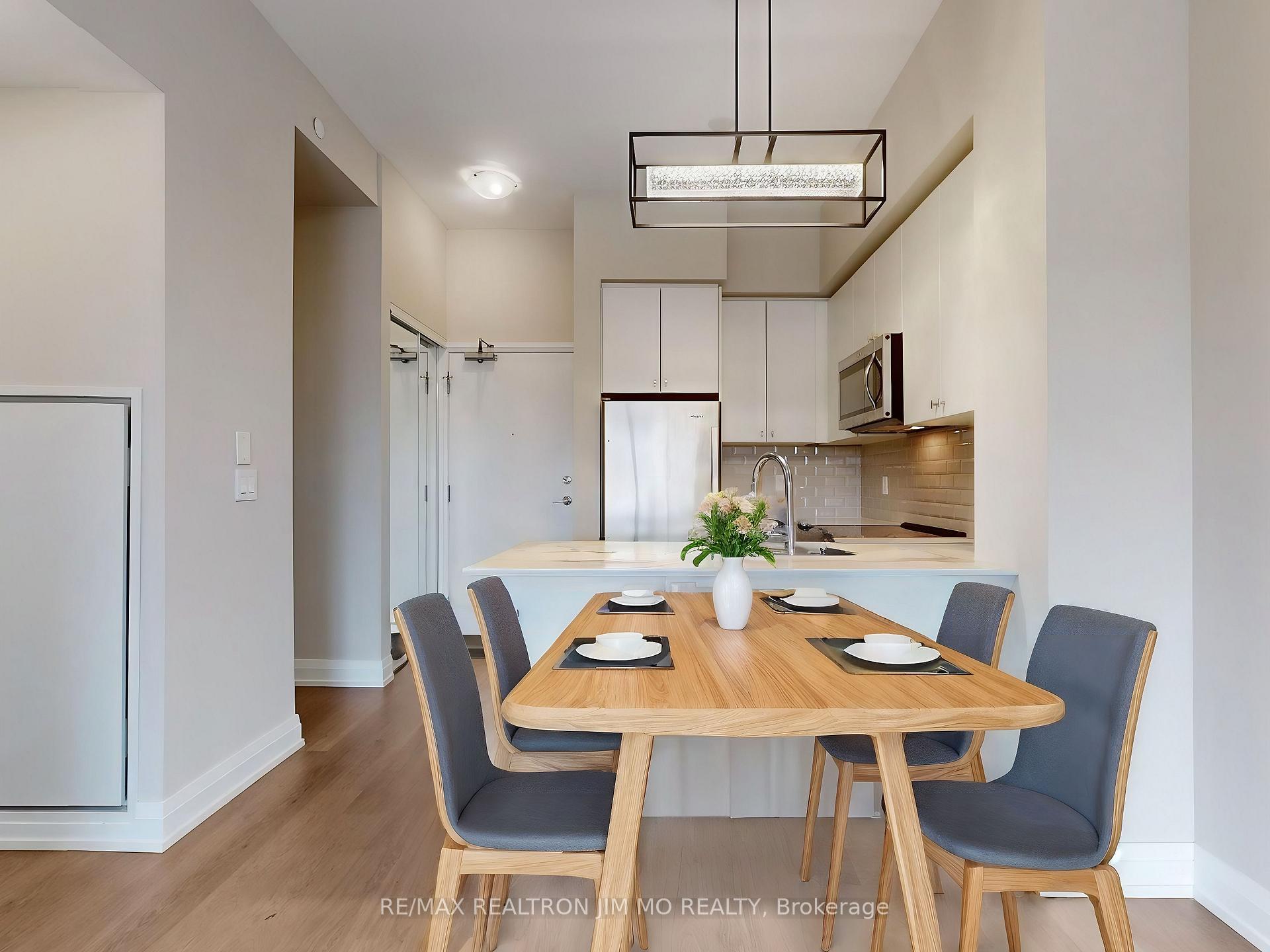 Photo 13 of Unit 416, 555 William Graham Drive, Aurora, Rural Aurora — HOMEH