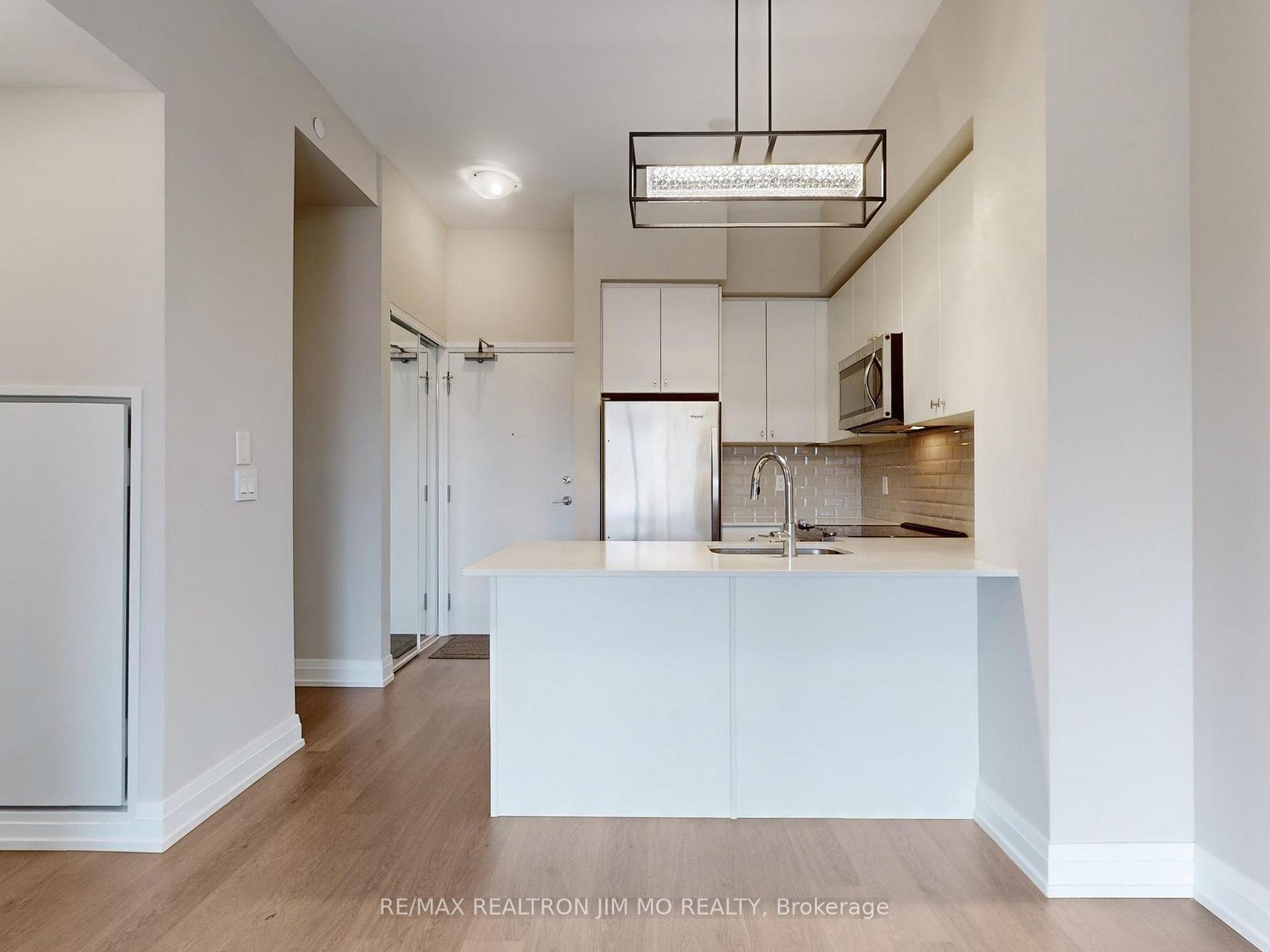 Photo 14 of Unit 416, 555 William Graham Drive, Aurora, Rural Aurora — HOMEH