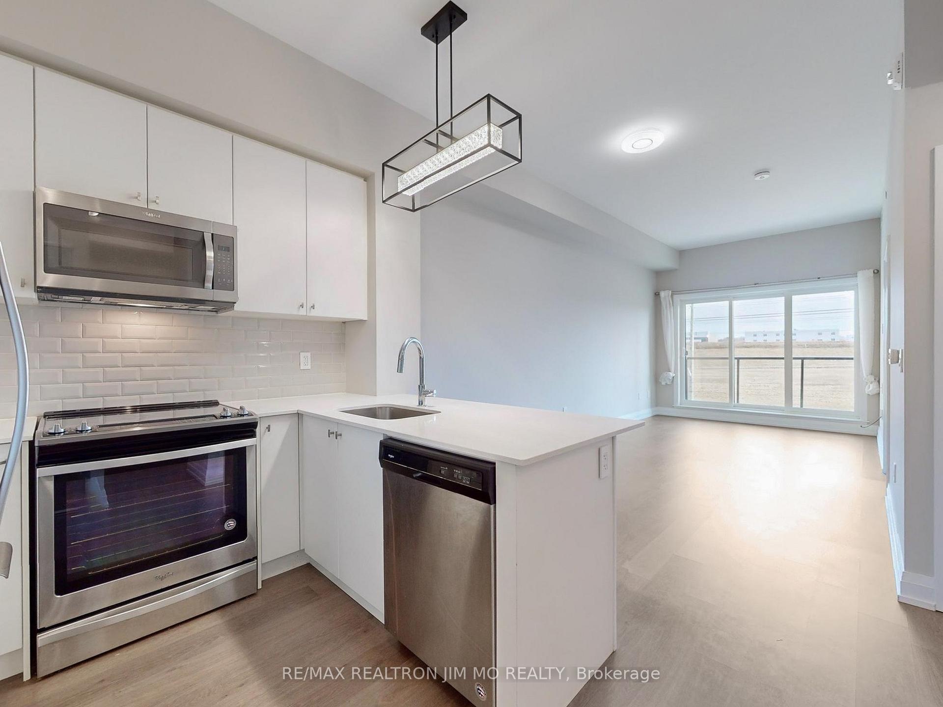 Photo 17 of Unit 416, 555 William Graham Drive, Aurora, Rural Aurora — HOMEH