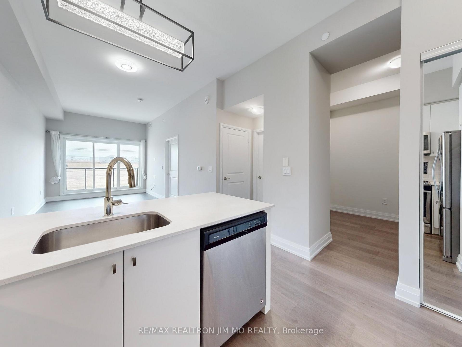 Photo 18 of Unit 416, 555 William Graham Drive, Aurora, Rural Aurora — HOMEH