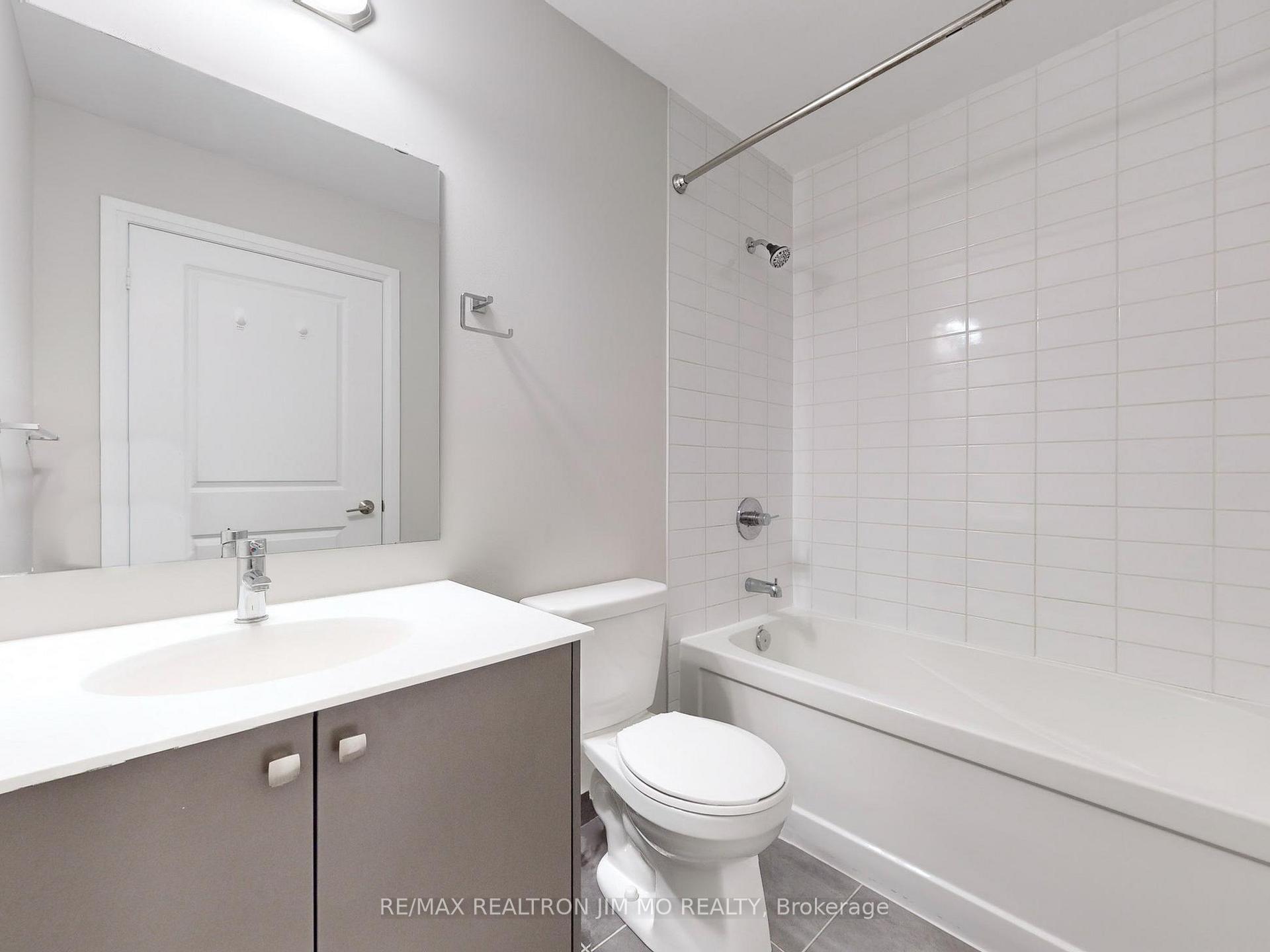 Photo 22 of Unit 416, 555 William Graham Drive, Aurora, Rural Aurora — HOMEH