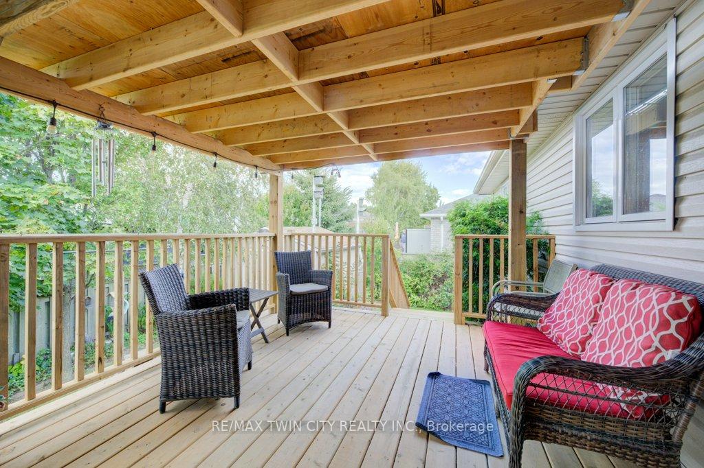 Photo 30 of 12 Bradbury Crescent, Brant, Paris — HOMEH