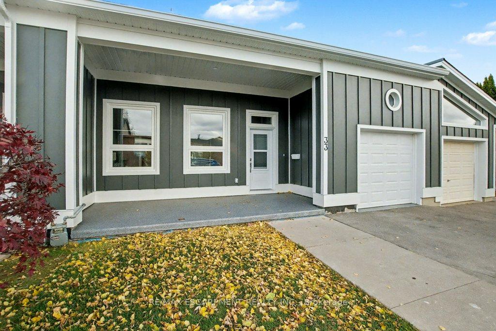 Photo 3 of 33 Sister Kern Terrace, Hamilton, Kennedy — HOMEH