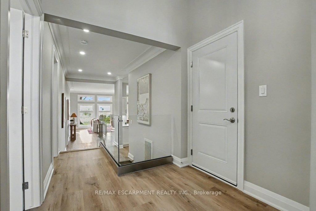 Photo 7 of 33 Sister Kern Terrace, Hamilton, Kennedy — HOMEH