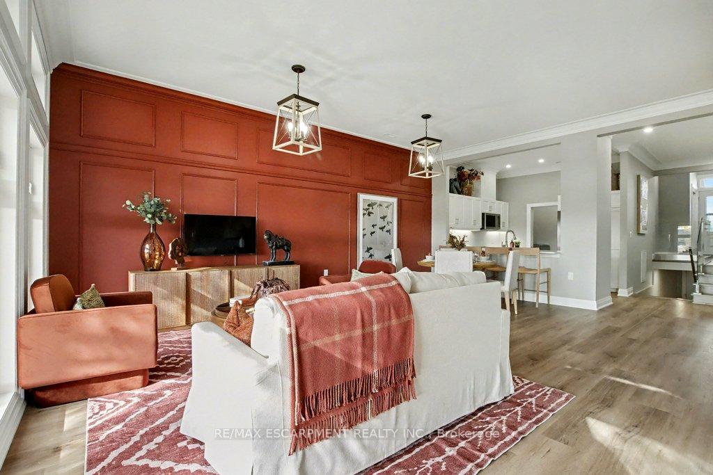 Photo 22 of 33 Sister Kern Terrace, Hamilton, Kennedy — HOMEH