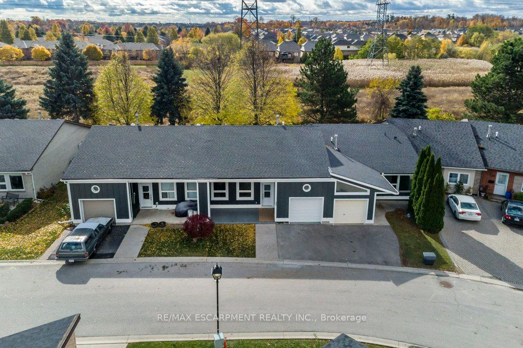 Photo 38 of 33 Sister Kern Terrace, Hamilton, Kennedy — HOMEH