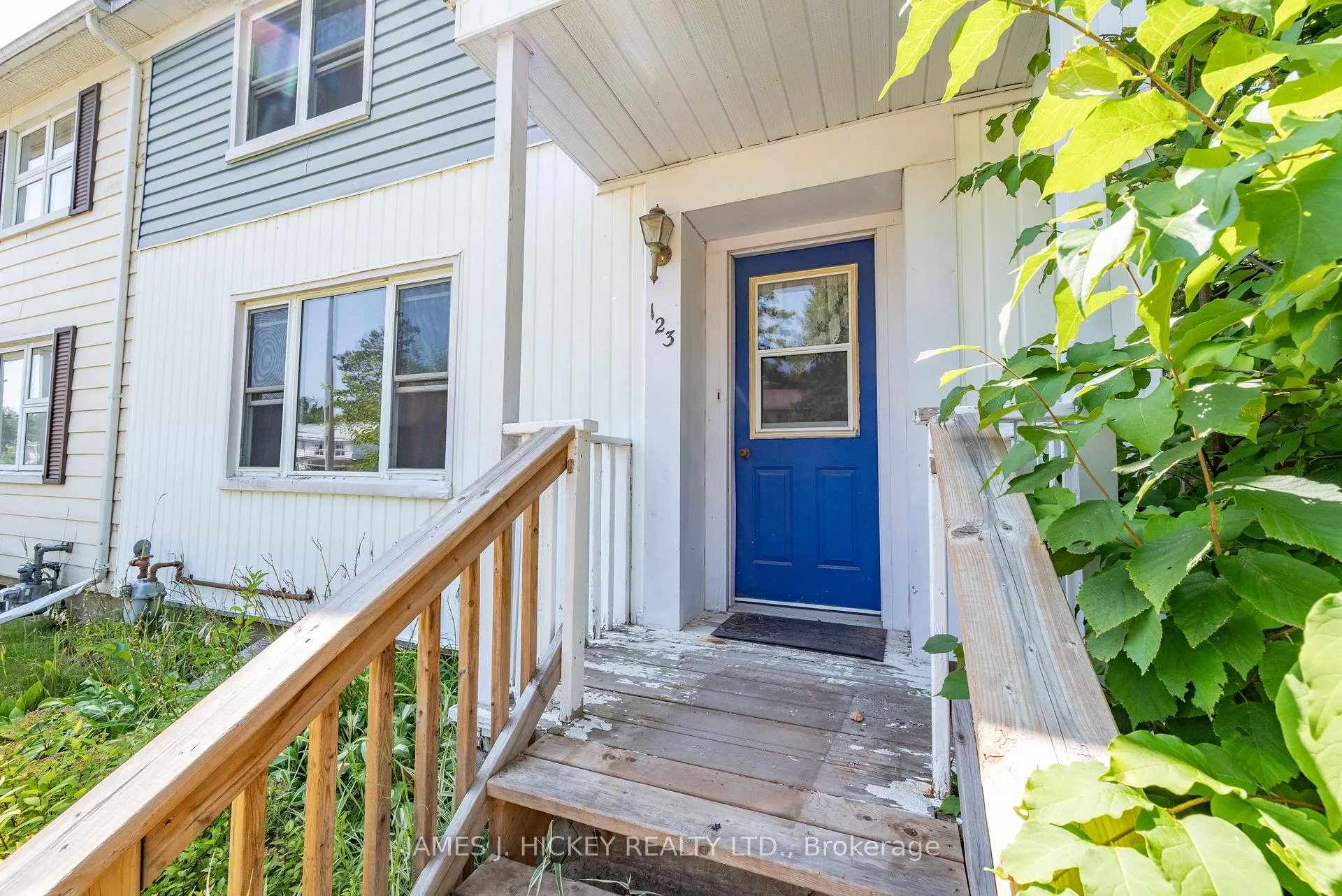 Photo 2 of 123 Algonquin Street, Deep River — HOMEH