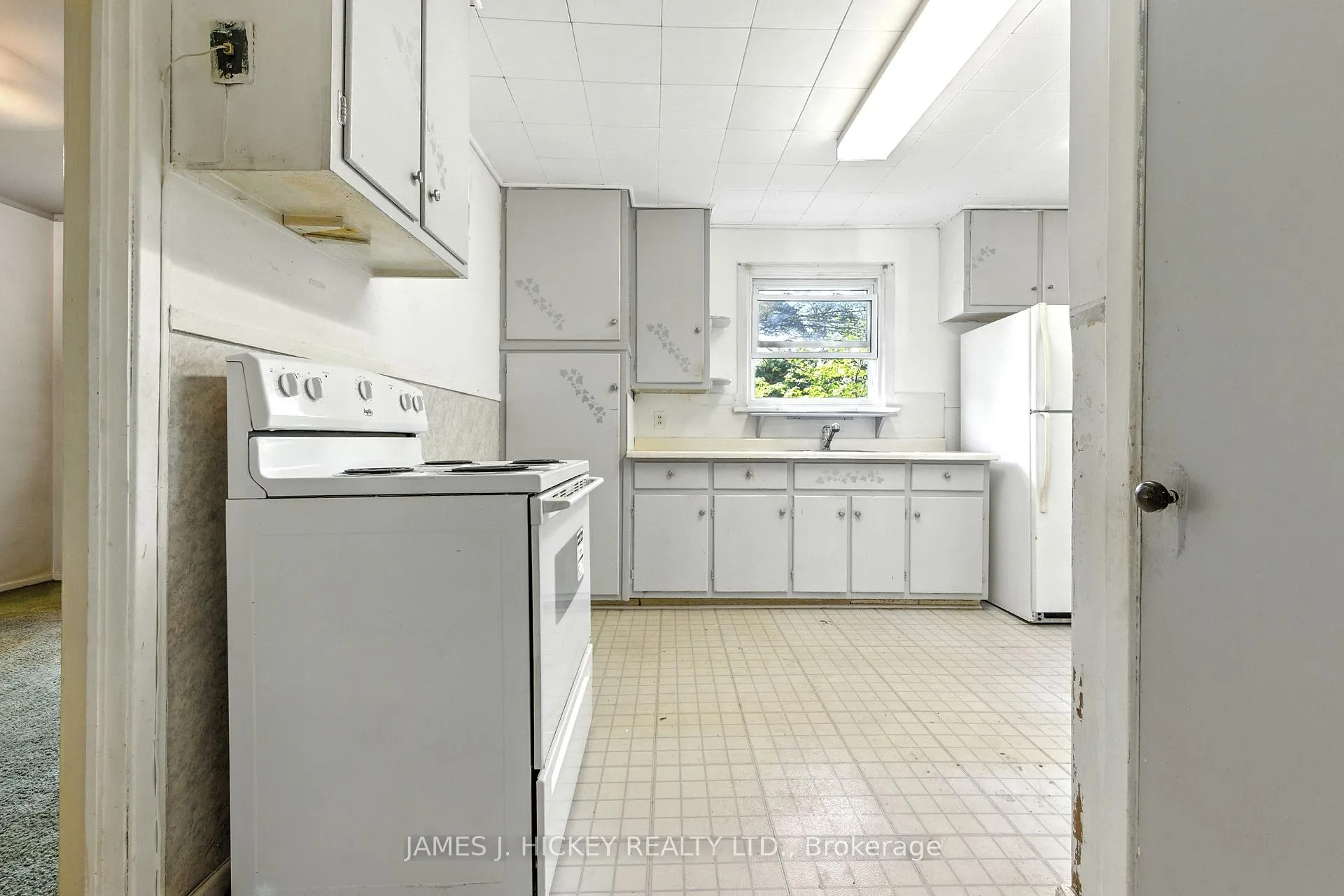 Photo 15 of 123 Algonquin Street, Deep River — HOMEH