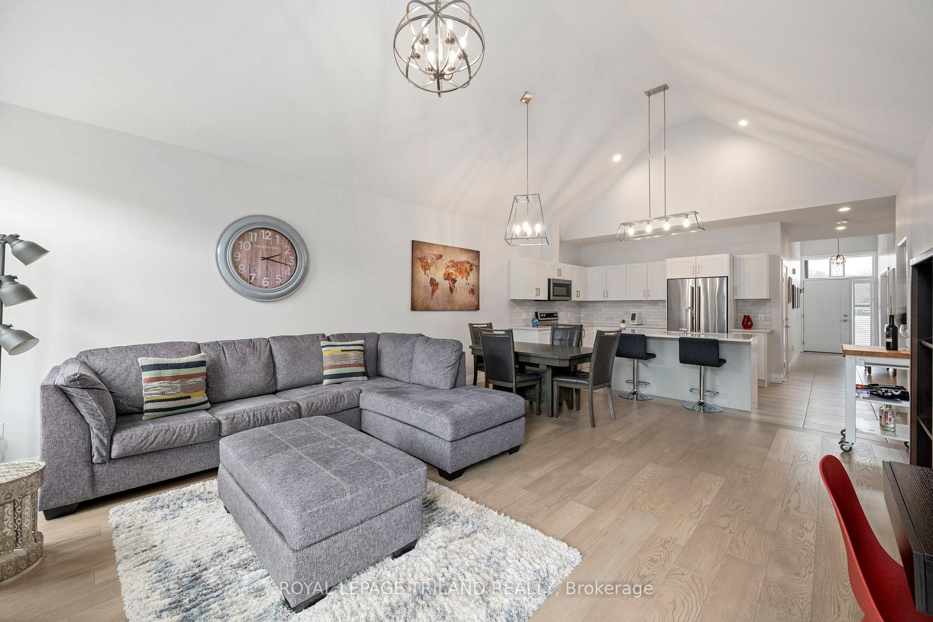 Photo 12 of Unit 12, 63 Compass Trail, Central Elgin, Rural Central Elgin — HOMEH