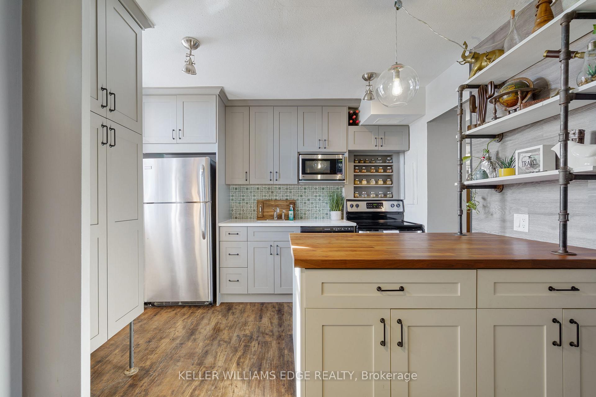 Photo 4 of Unit 731, 350 Quigley Road, Hamilton, Vincent — HOMEH