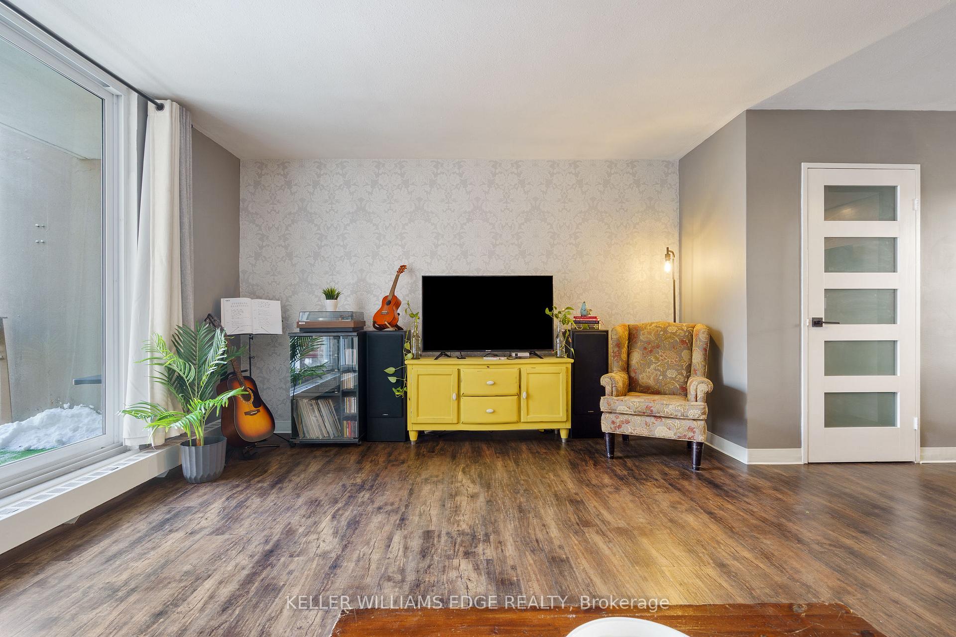 Photo 13 of Unit 731, 350 Quigley Road, Hamilton, Vincent — HOMEH