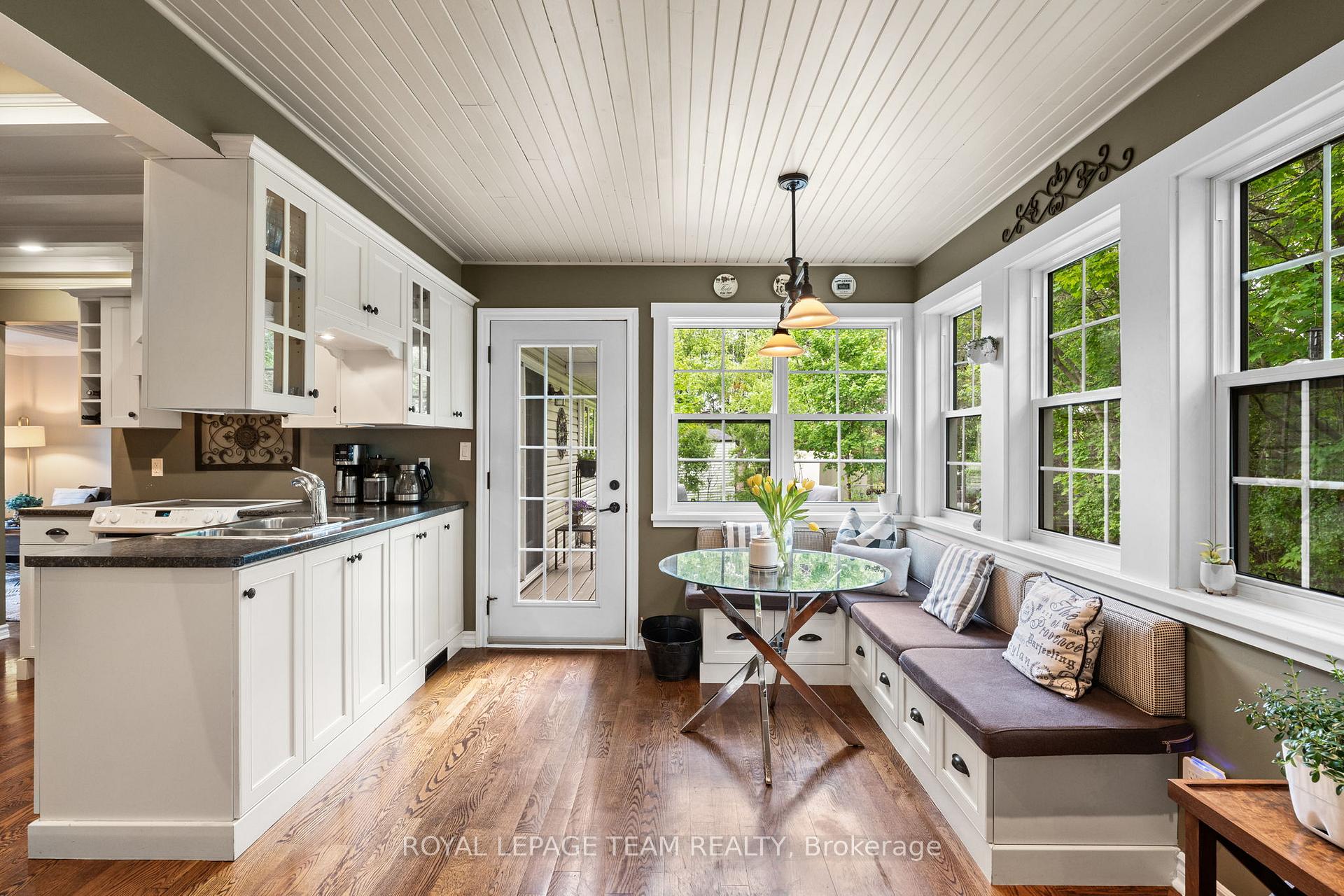 Photo 13 of 22 Juniper Court, Ottawa, Borden Farm/Stewart Farm/Carleton Heights/Parkwood Hills — HOMEH