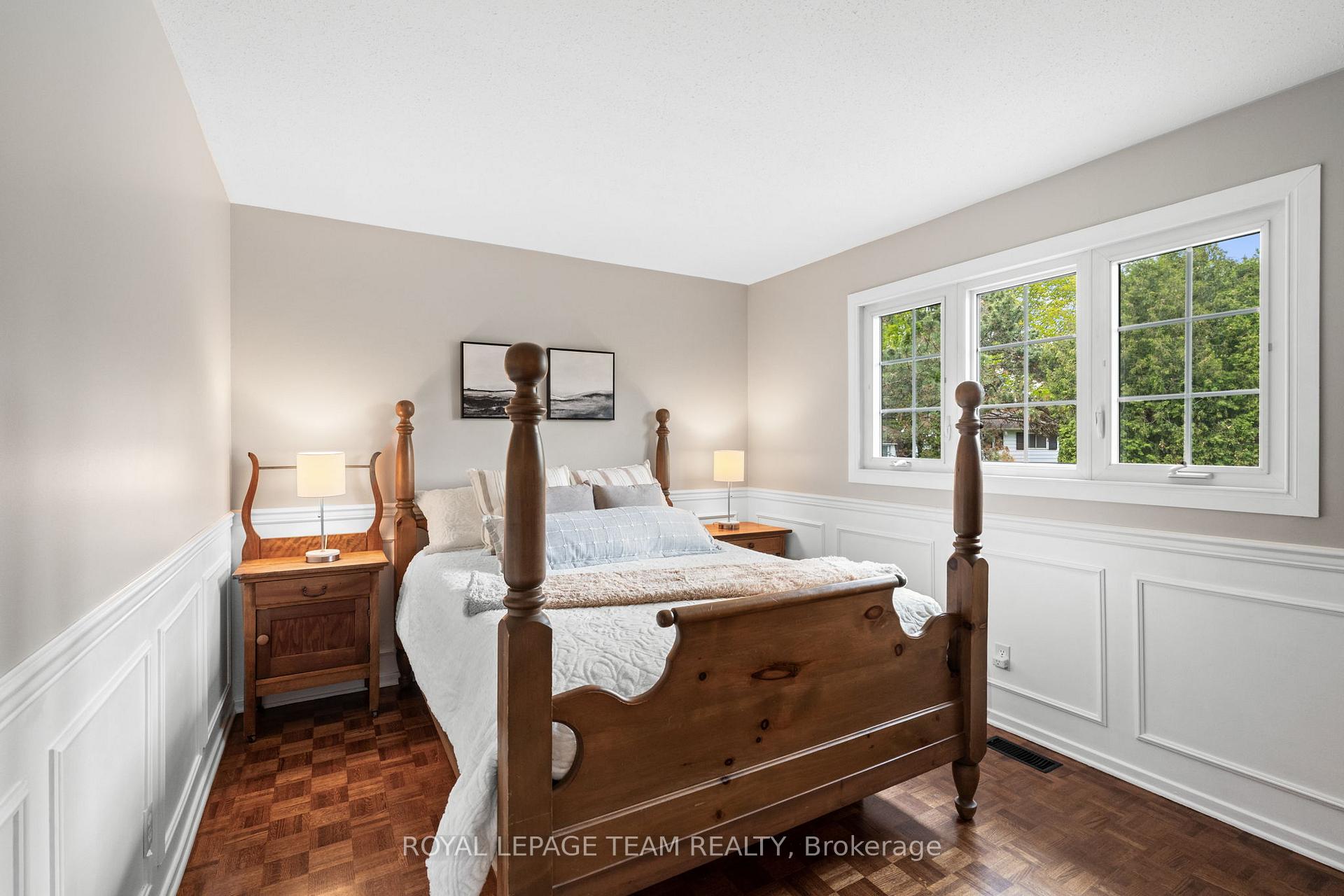 Photo 20 of 22 Juniper Court, Ottawa, Borden Farm/Stewart Farm/Carleton Heights/Parkwood Hills — HOMEH
