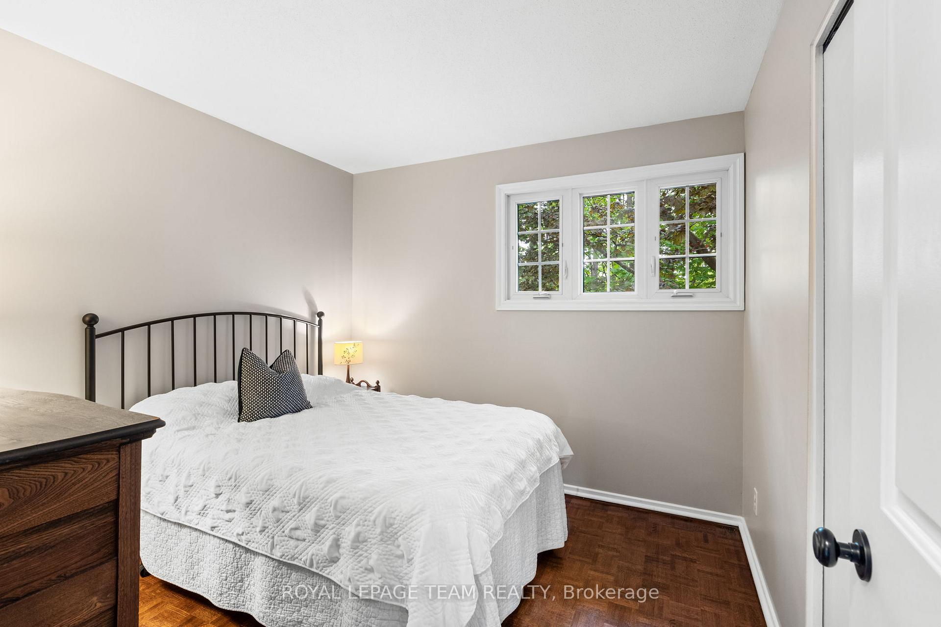 Photo 24 of 22 Juniper Court, Ottawa, Borden Farm/Stewart Farm/Carleton Heights/Parkwood Hills — HOMEH