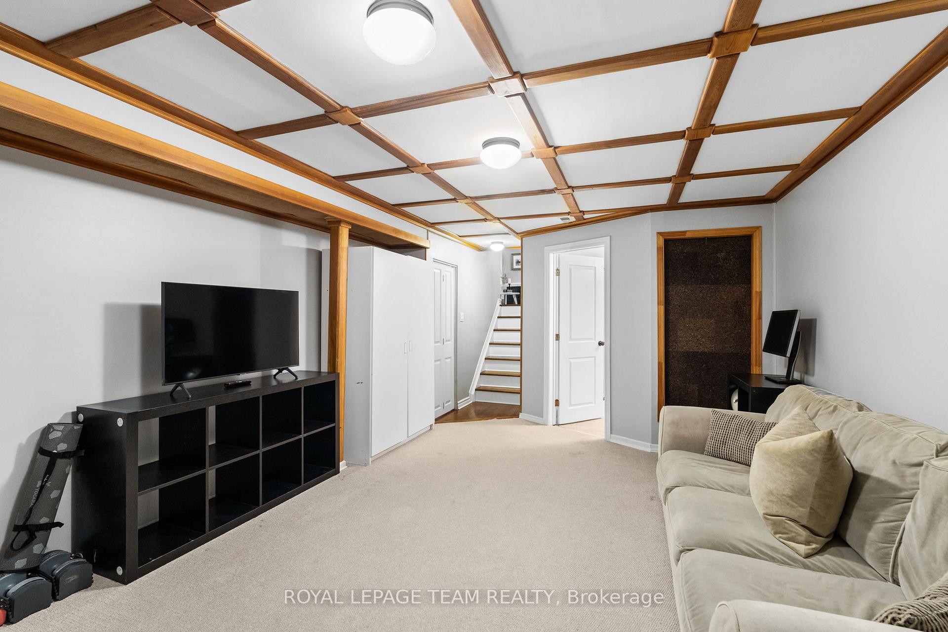 Photo 35 of 22 Juniper Court, Ottawa, Borden Farm/Stewart Farm/Carleton Heights/Parkwood Hills — HOMEH