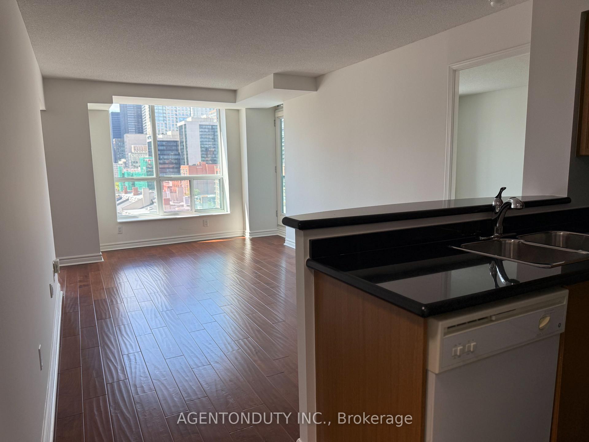 Photo 18 of Unit 1135, 109 Front Street E, Toronto, Waterfront Communities — HOMEH