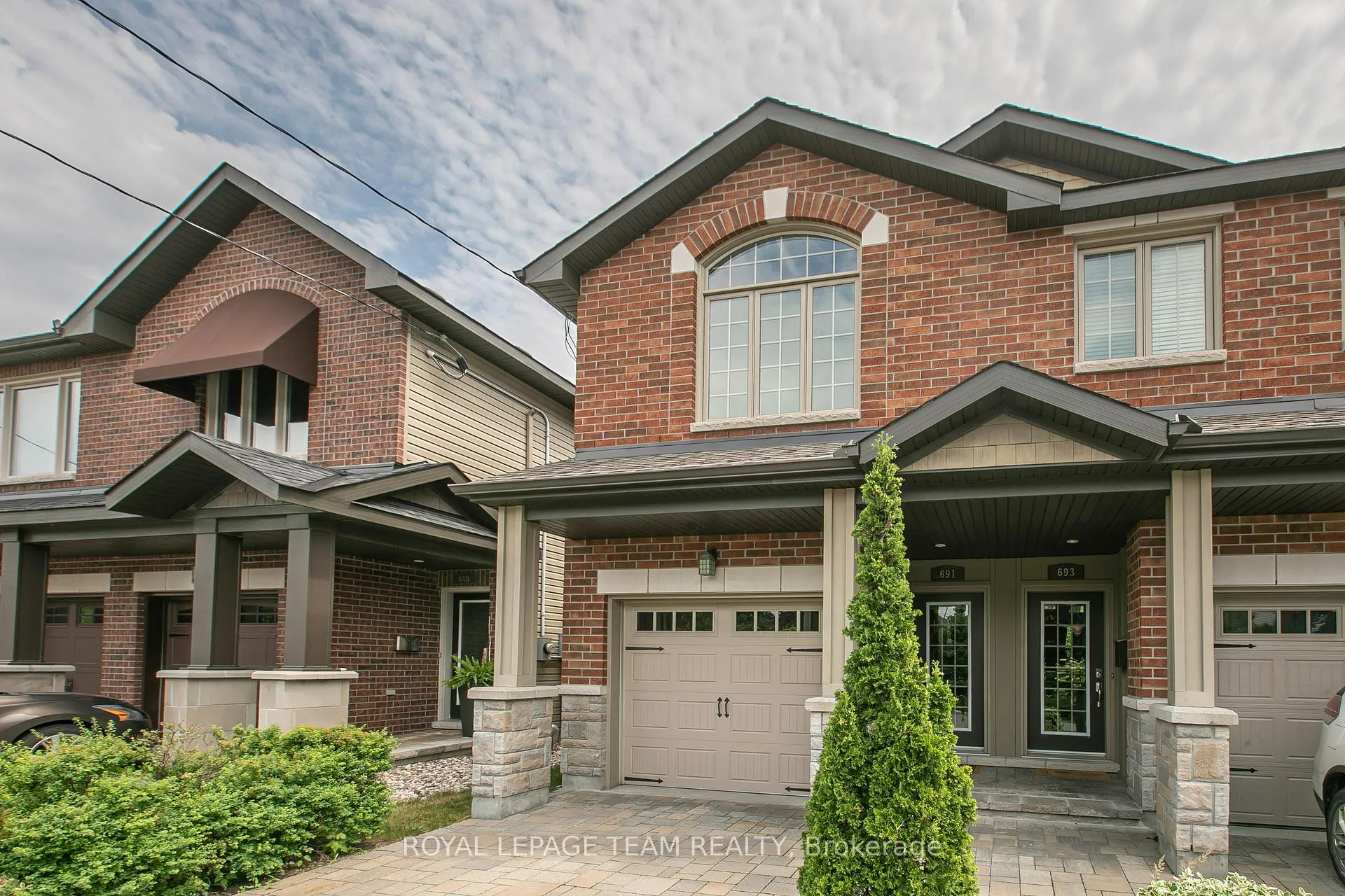 Photo 2 of 691 Edison Avenue, Ottawa, Laurentianview — HOMEH