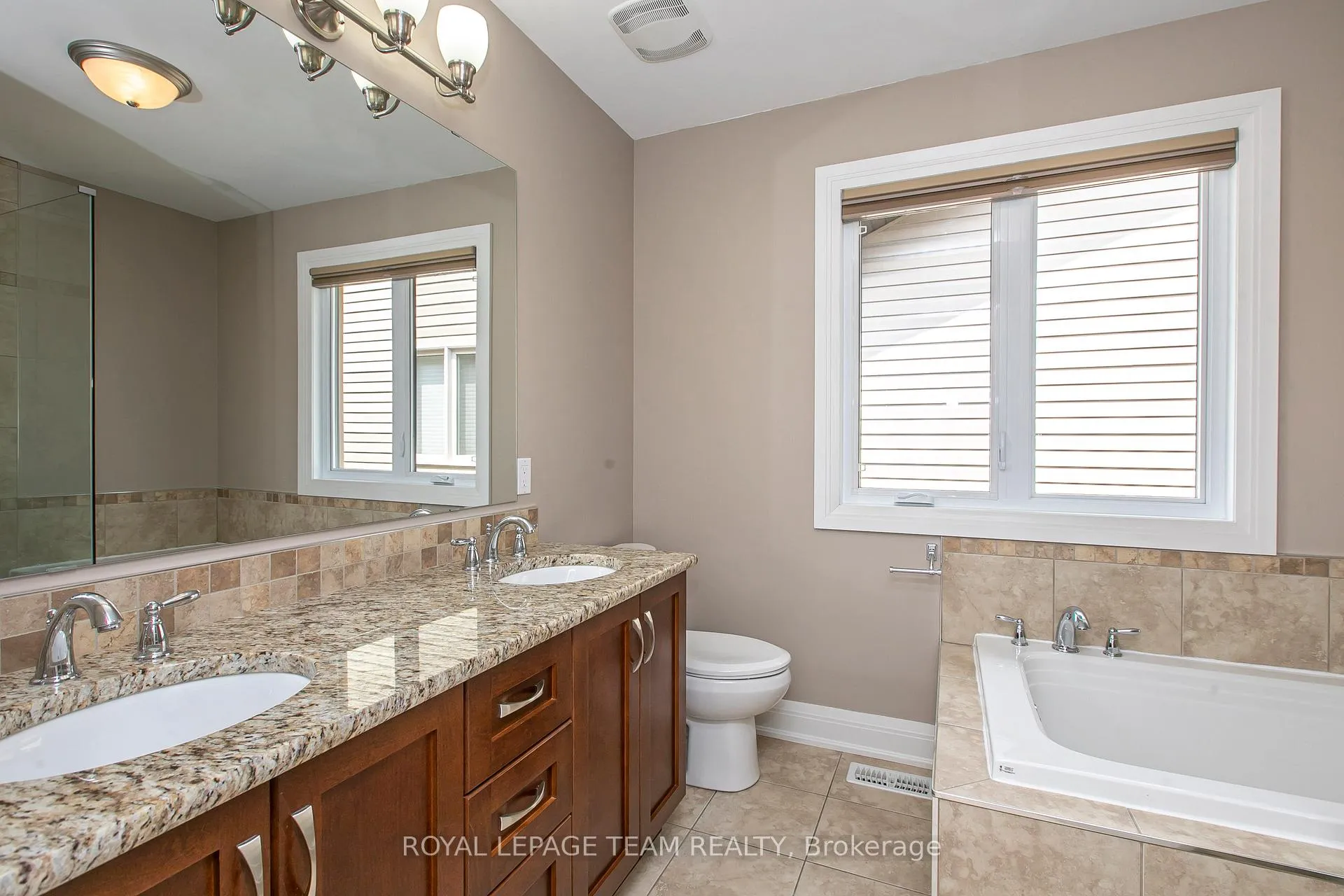 Photo 16 of 691 Edison Avenue, Ottawa, Laurentianview — HOMEH