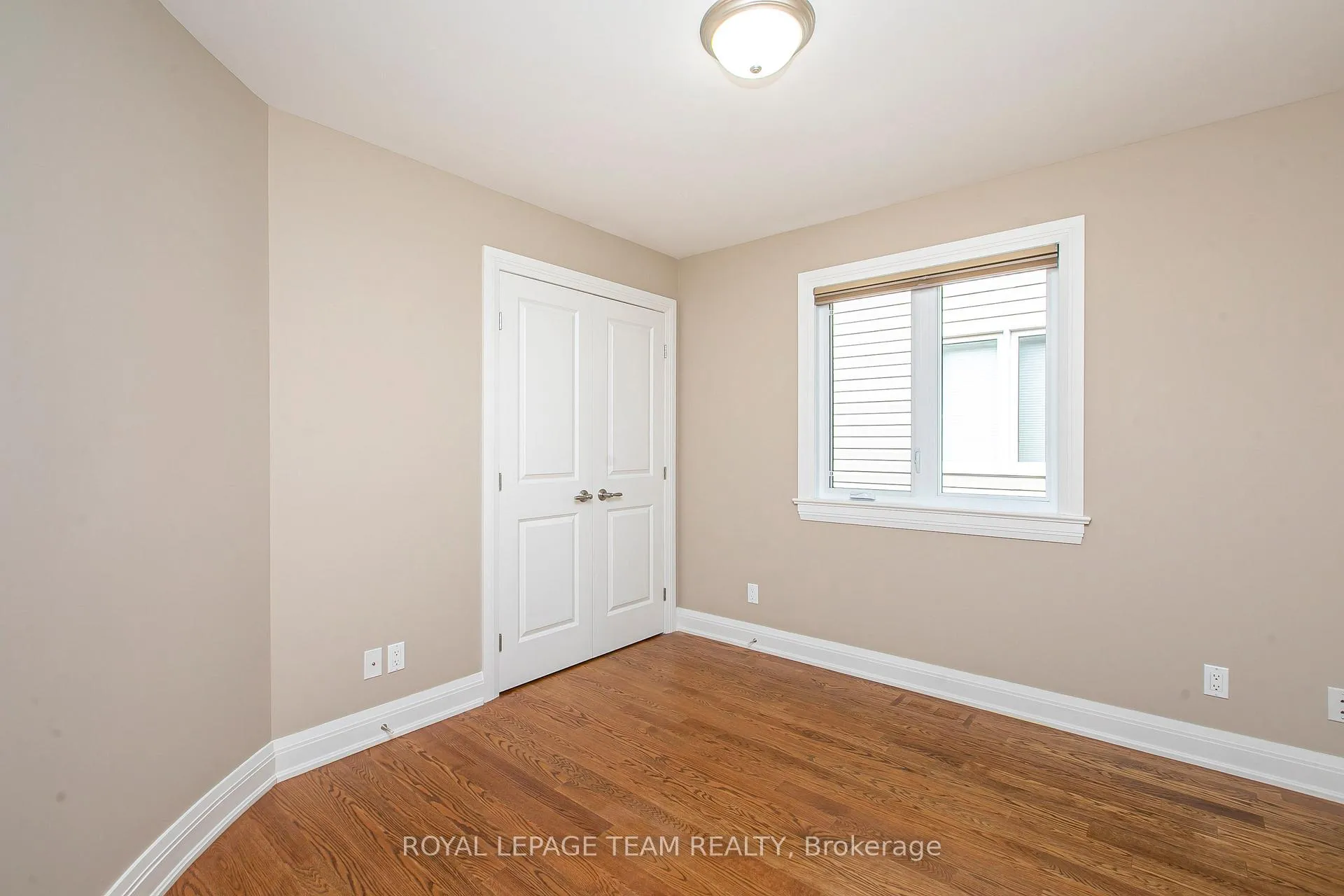 Photo 23 of 691 Edison Avenue, Ottawa, Laurentianview — HOMEH