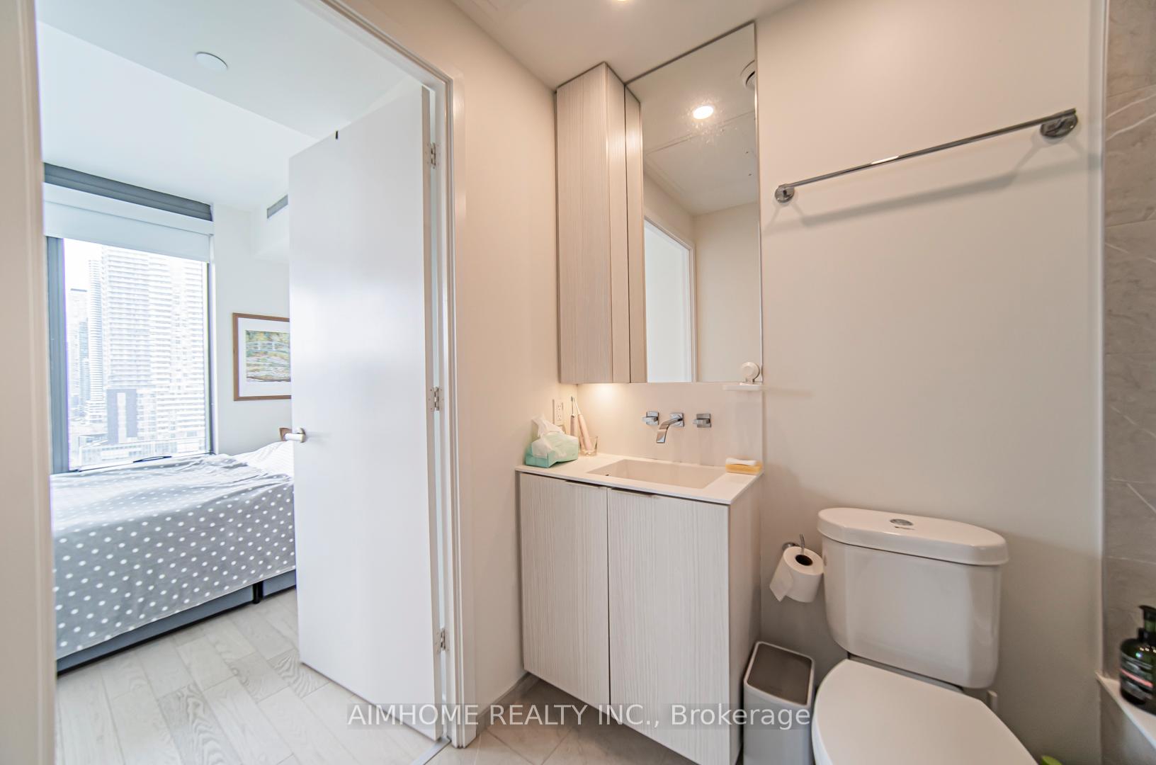 Photo 5 of Unit 1210, 16 Bonnycastle Street, Toronto, Waterfront Communities — HOMEH