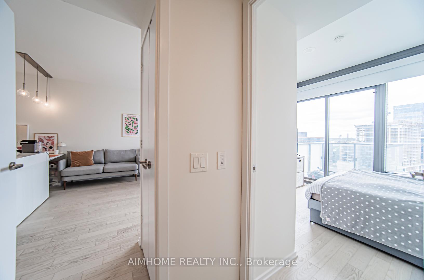Photo 7 of Unit 1210, 16 Bonnycastle Street, Toronto, Waterfront Communities — HOMEH