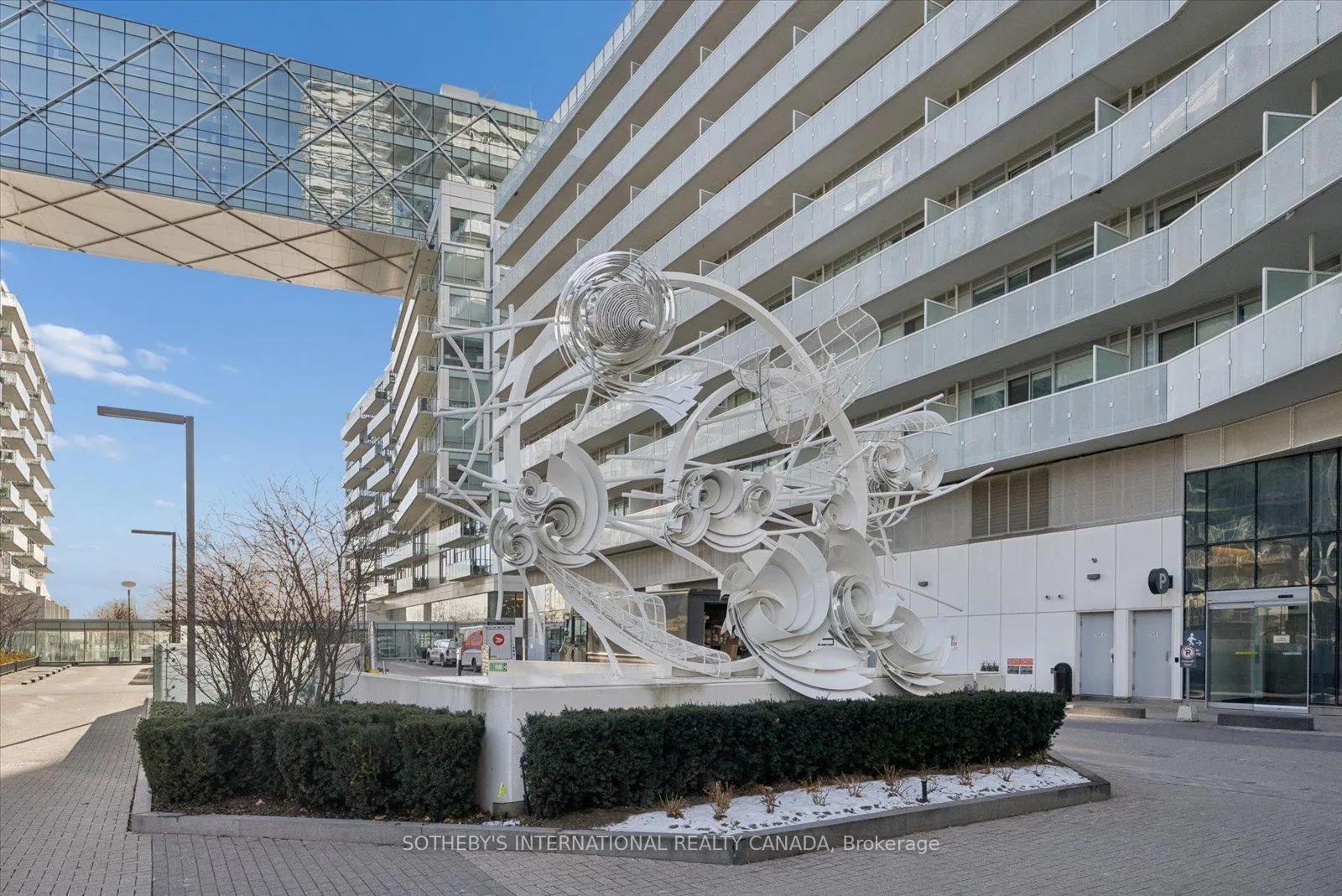 Photo 3 of Unit 618, 15 Queens Quay E, Toronto, Waterfront Communities — HOMEH