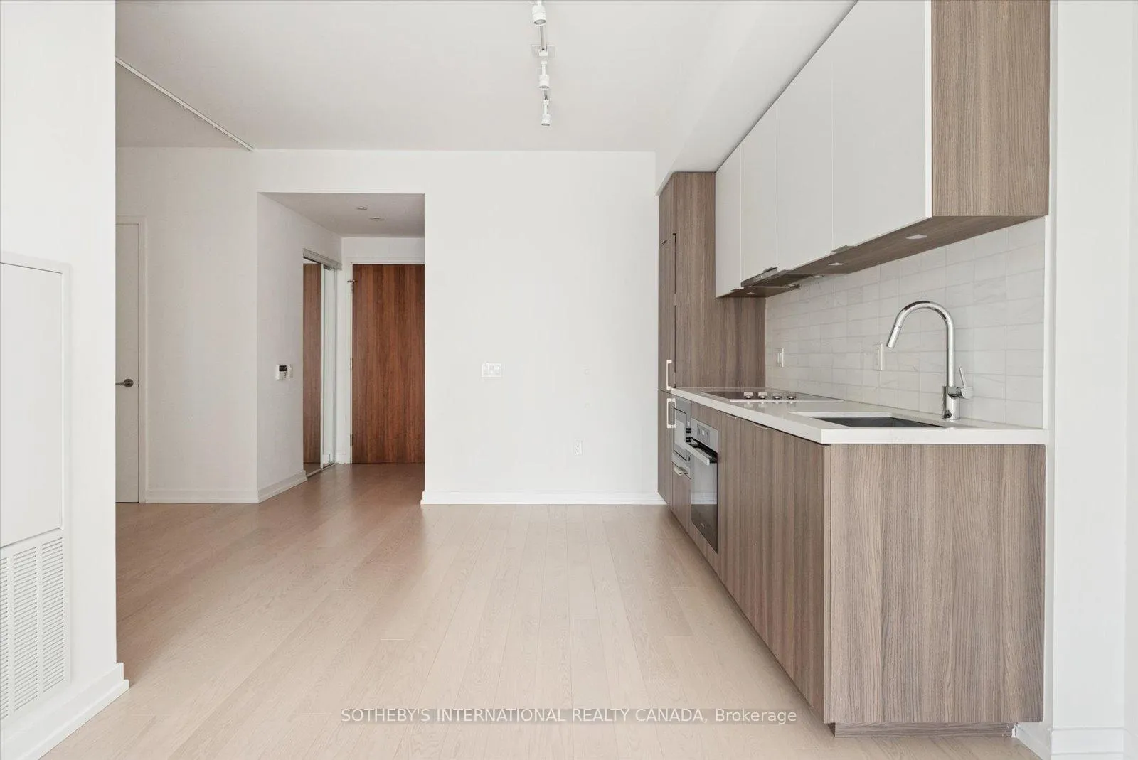 Photo 14 of Unit 618, 15 Queens Quay E, Toronto, Waterfront Communities — HOMEH