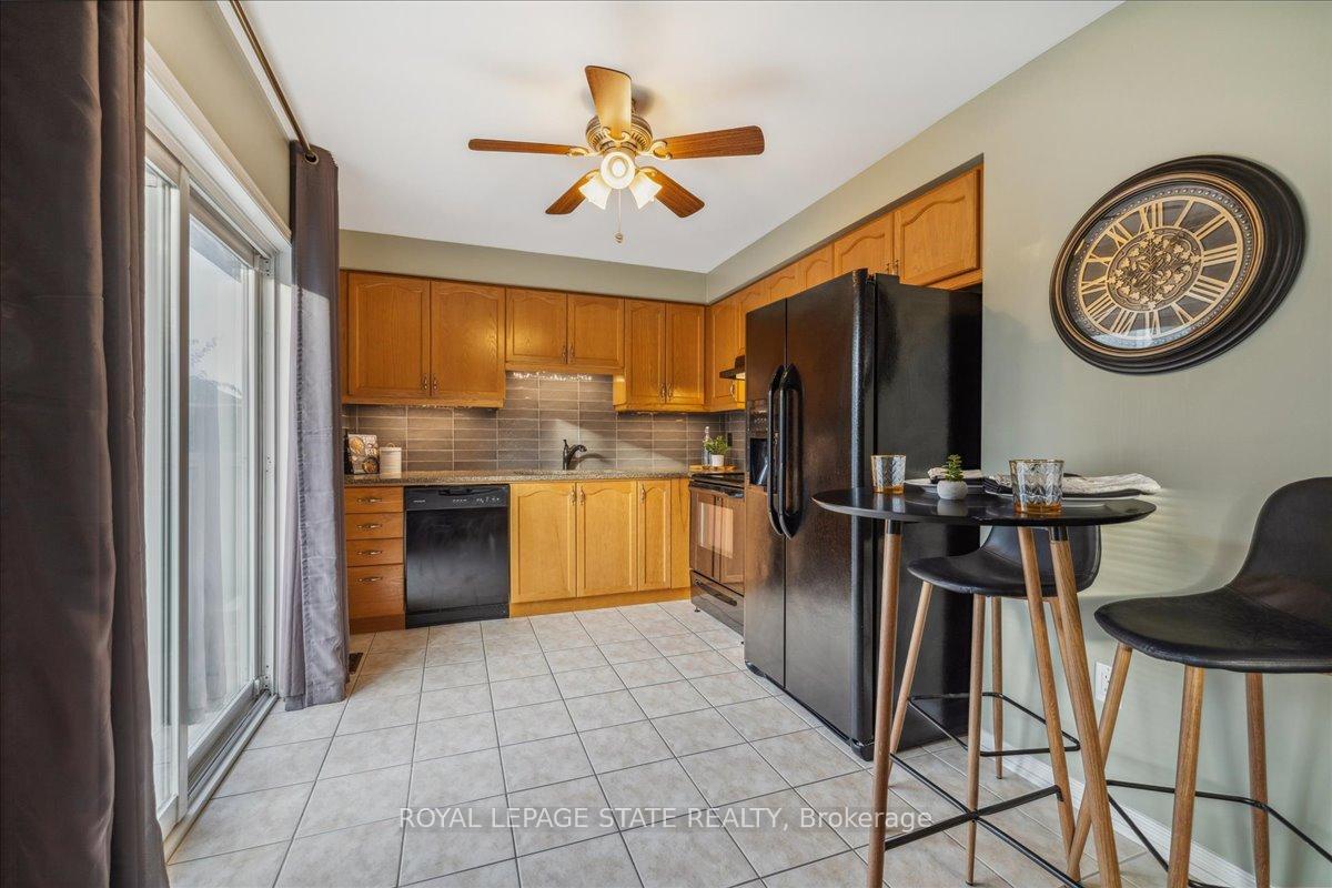 Photo 14 of Unit 45, 24 Kenyon Crescent, Grimsby, Grimsby East — HOMEH