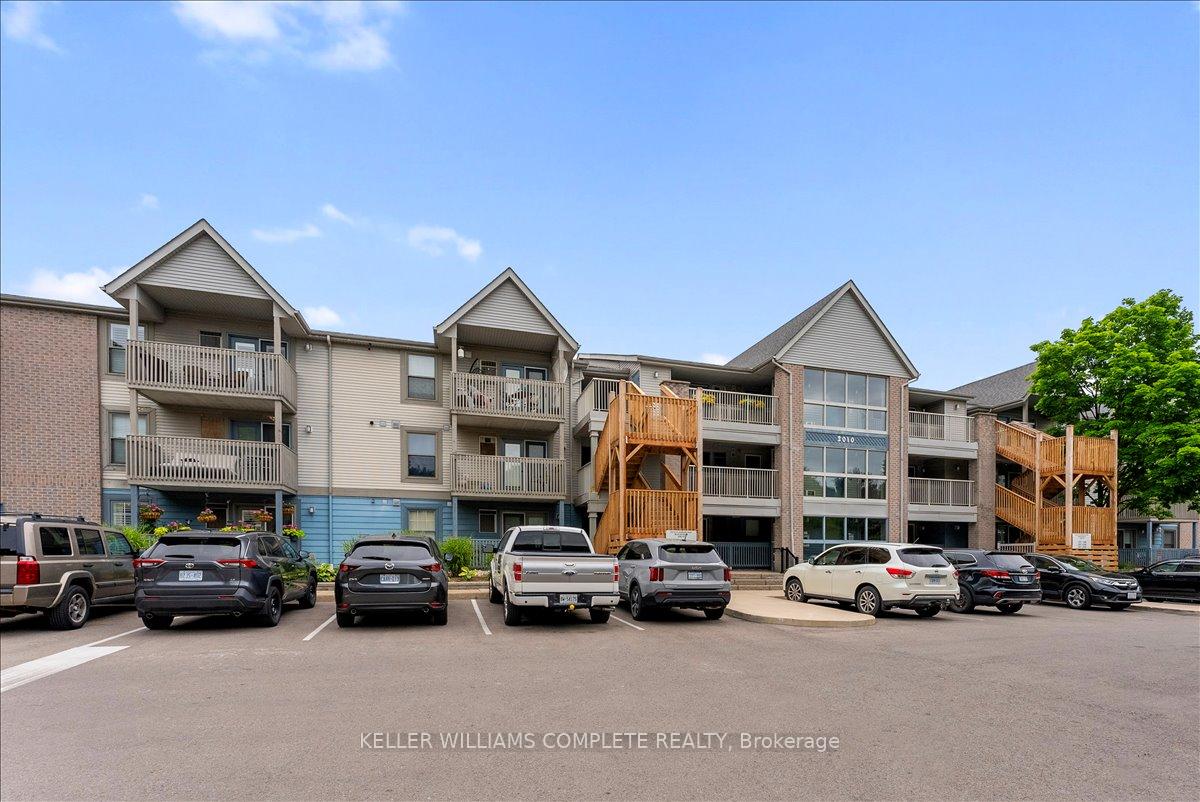 Front of Unit 211, 2010 Cleaver Avenue