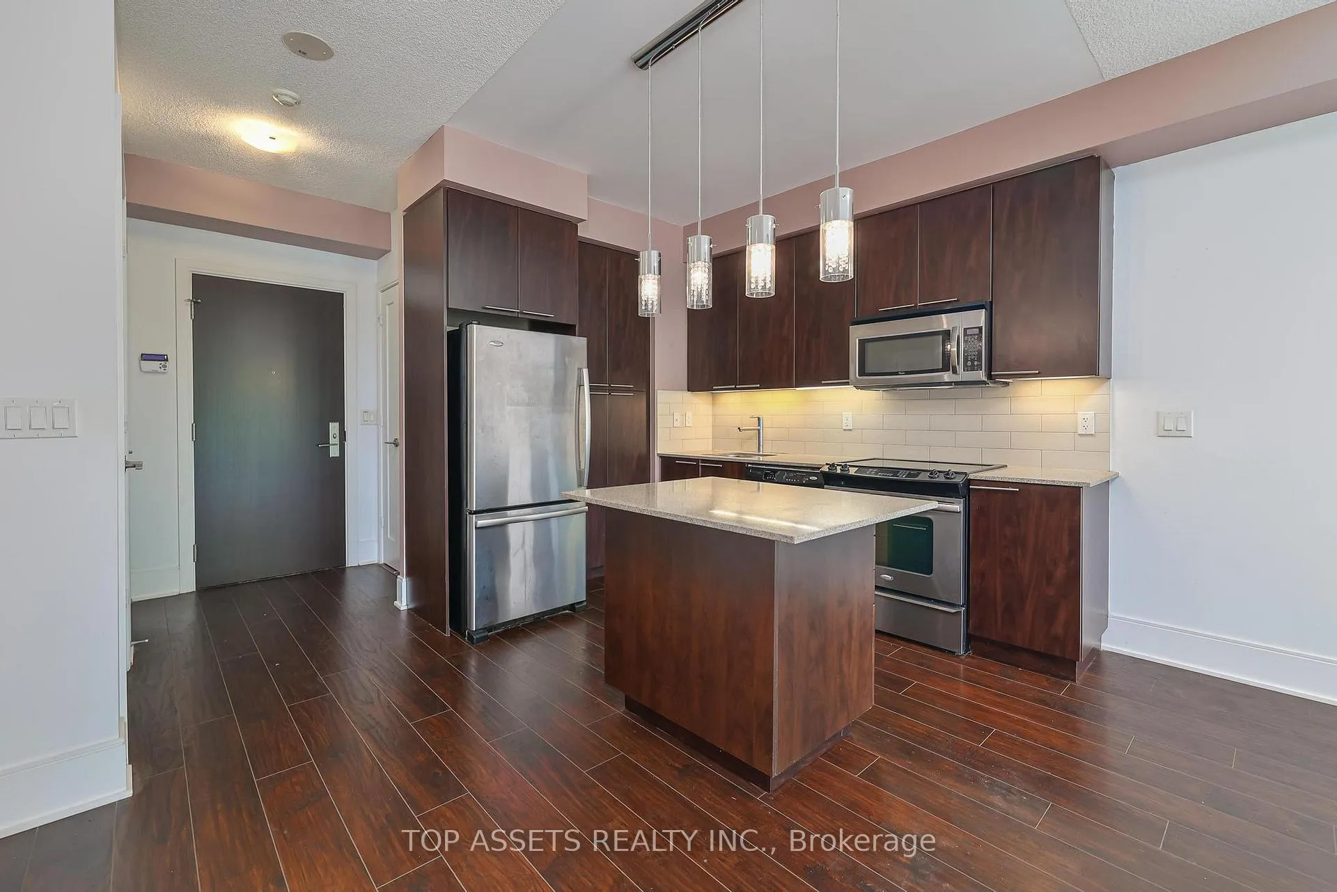 Photo 11 of Unit 708, 25 Broadway Avenue, Toronto, Mount Pleasant West — HOMEH