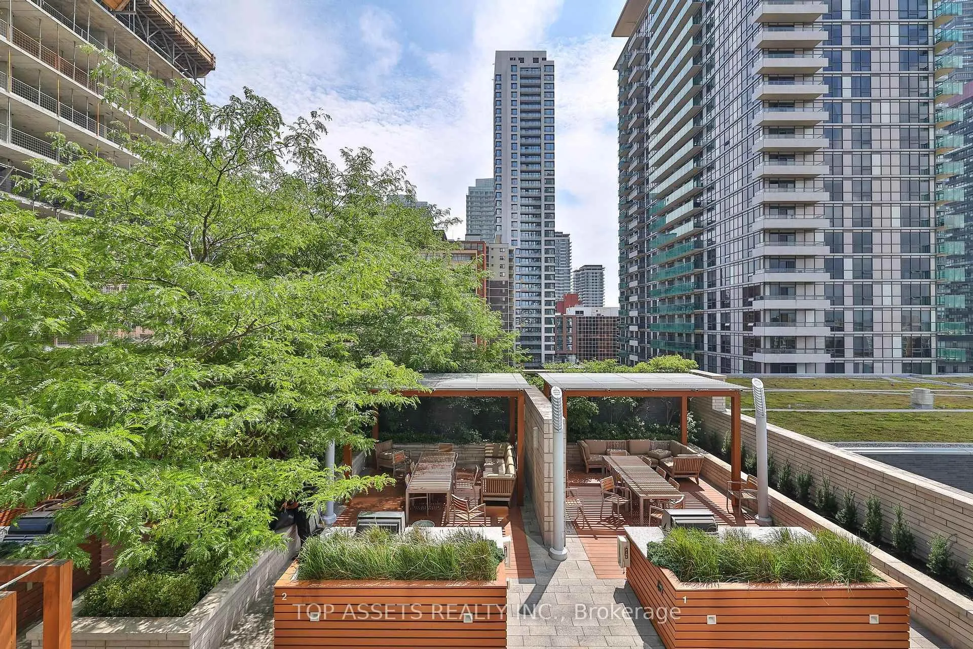 Photo 18 of Unit 708, 25 Broadway Avenue, Toronto, Mount Pleasant West — HOMEH