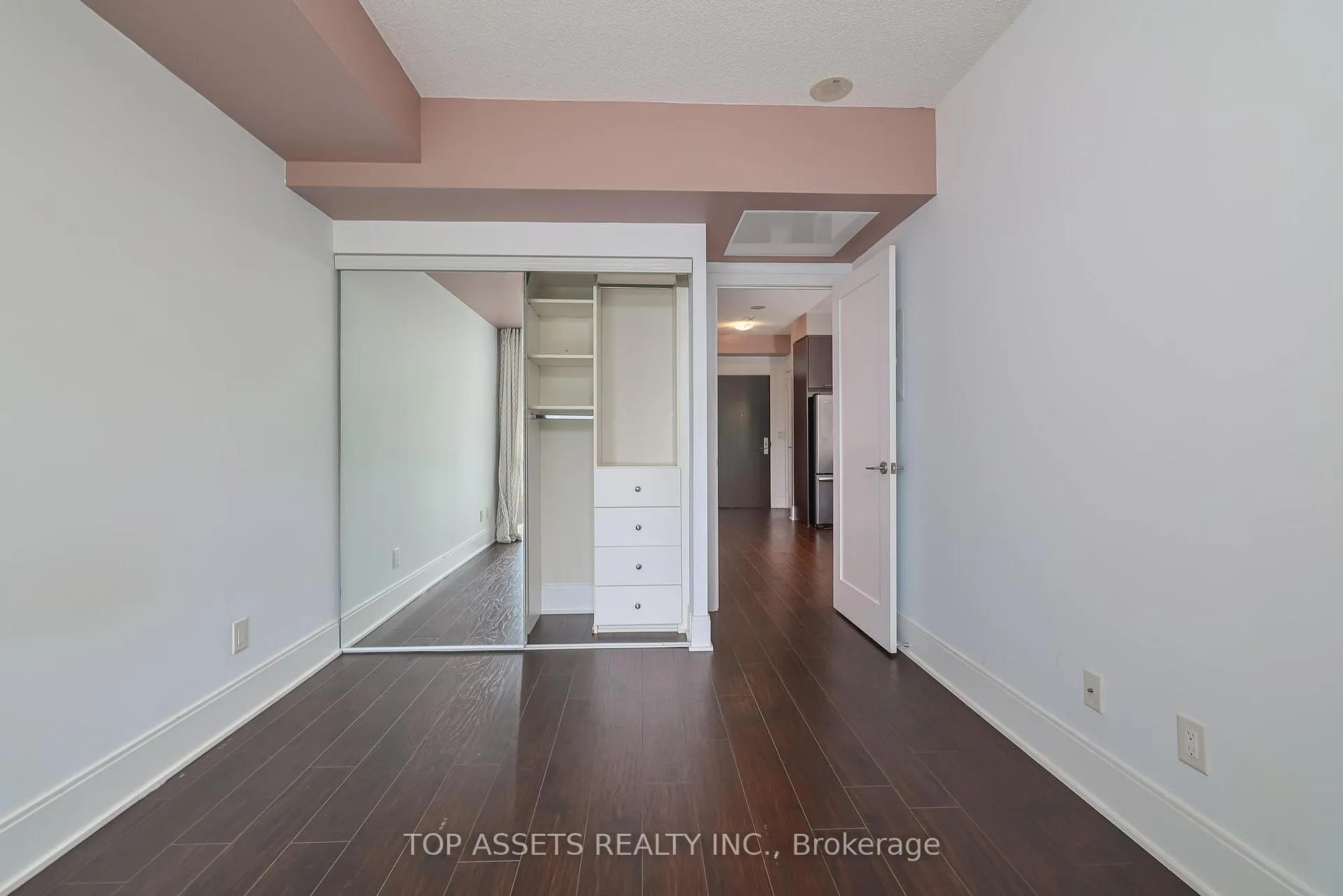 Photo 21 of Unit 708, 25 Broadway Avenue, Toronto, Mount Pleasant West — HOMEH